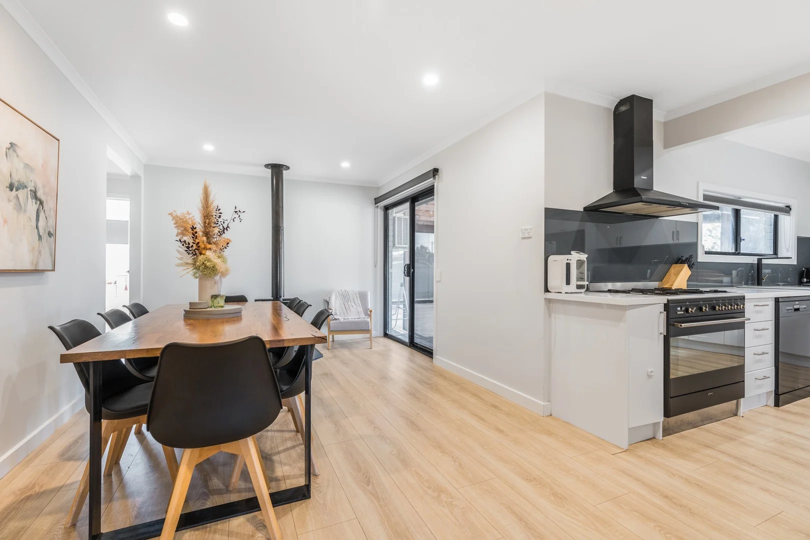 Additional image 2 of 10 Boydell Court, Lara VIC 3212