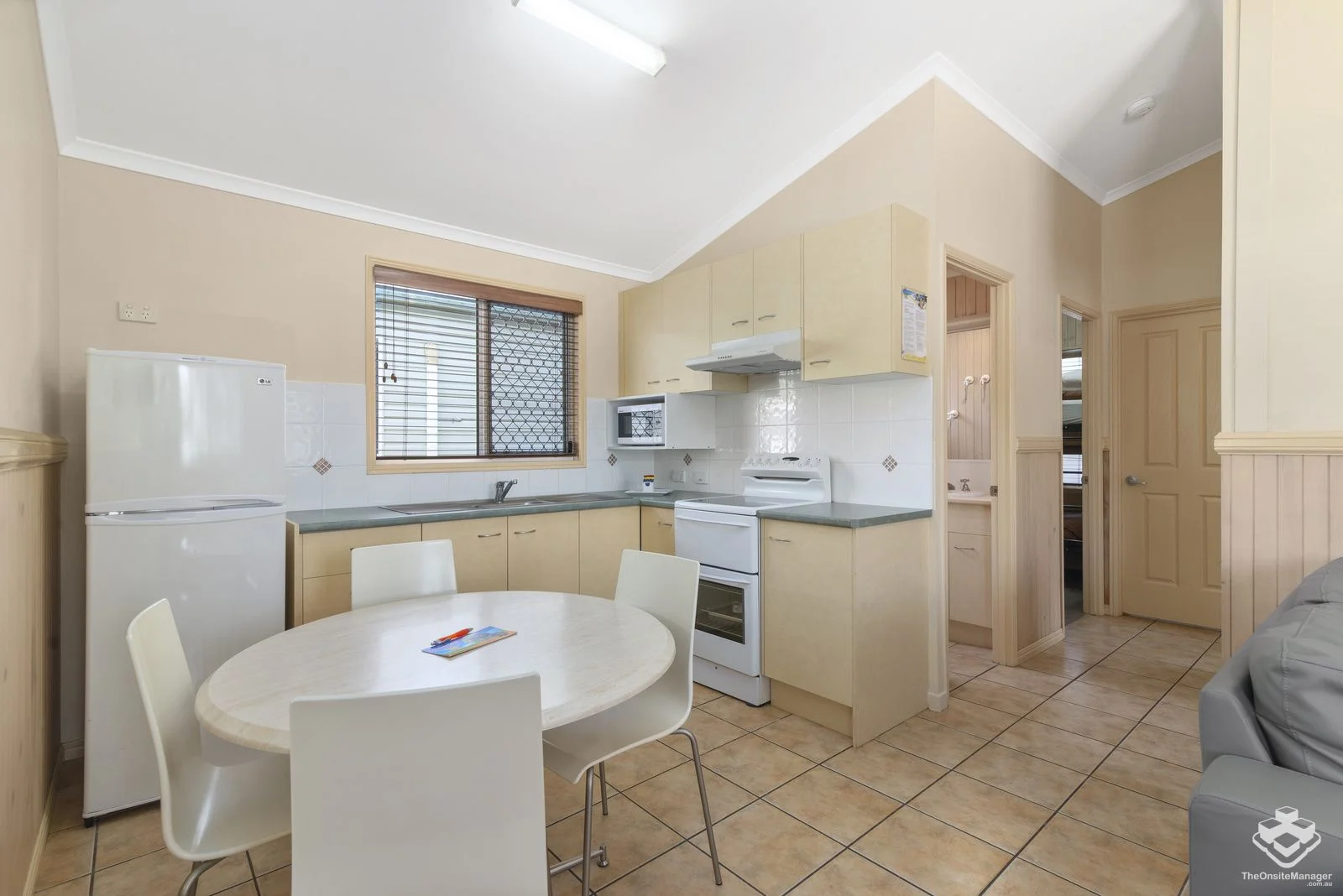 Additional image 4 of ID:21173286/71 Hinde Street, Ashmore QLD 4214