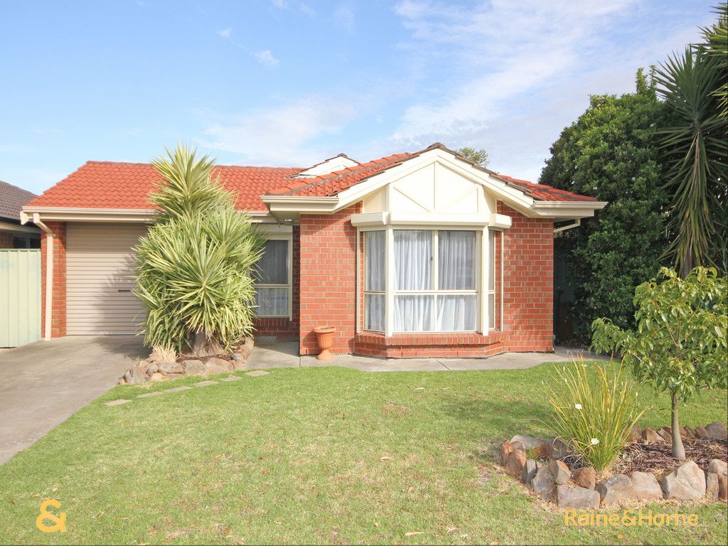 12 Kentwood Road, Morphett Vale SA 5162, Image 0