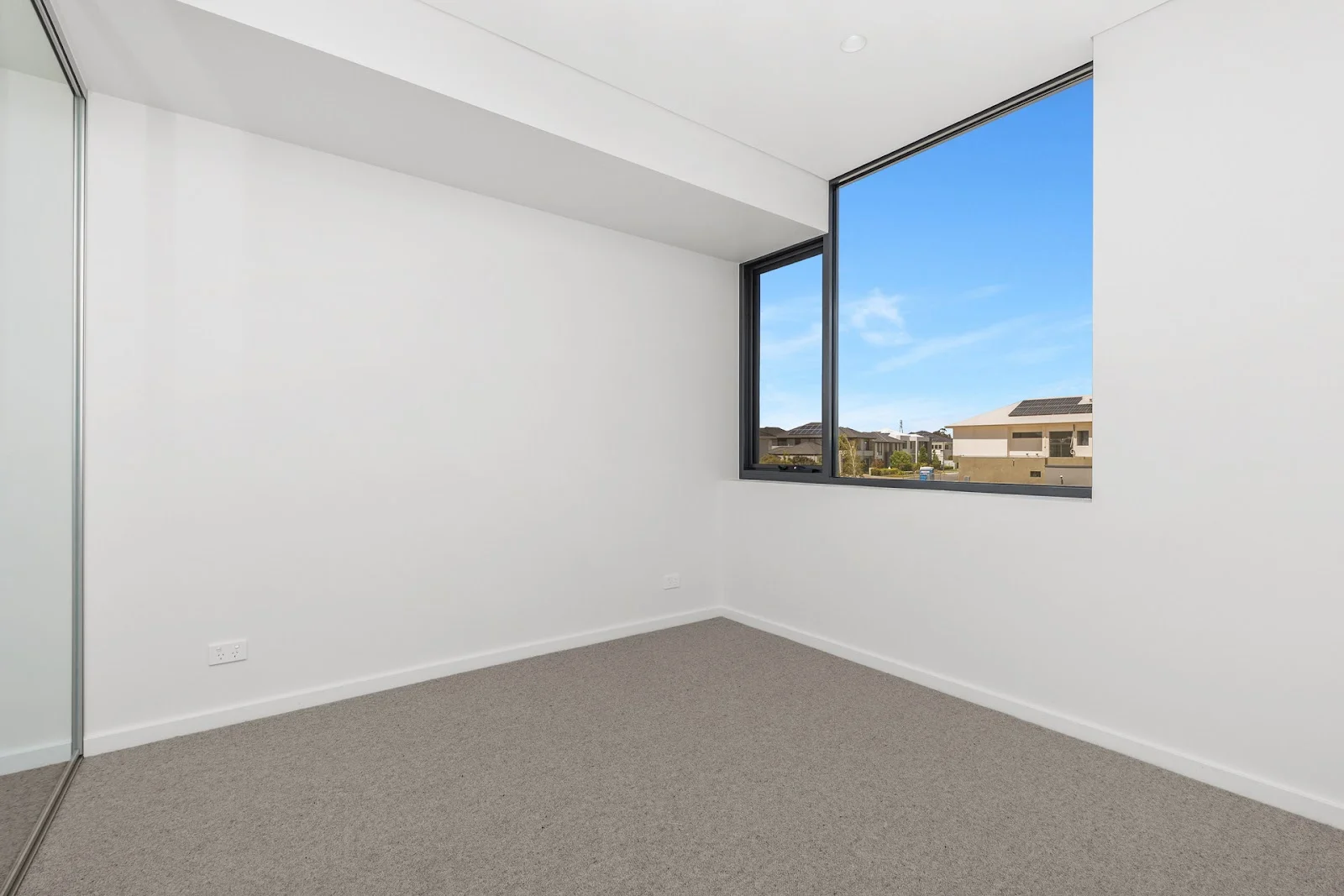 Additional image 10 of 3/48 Cygnus Parade, Waterford WA 6152