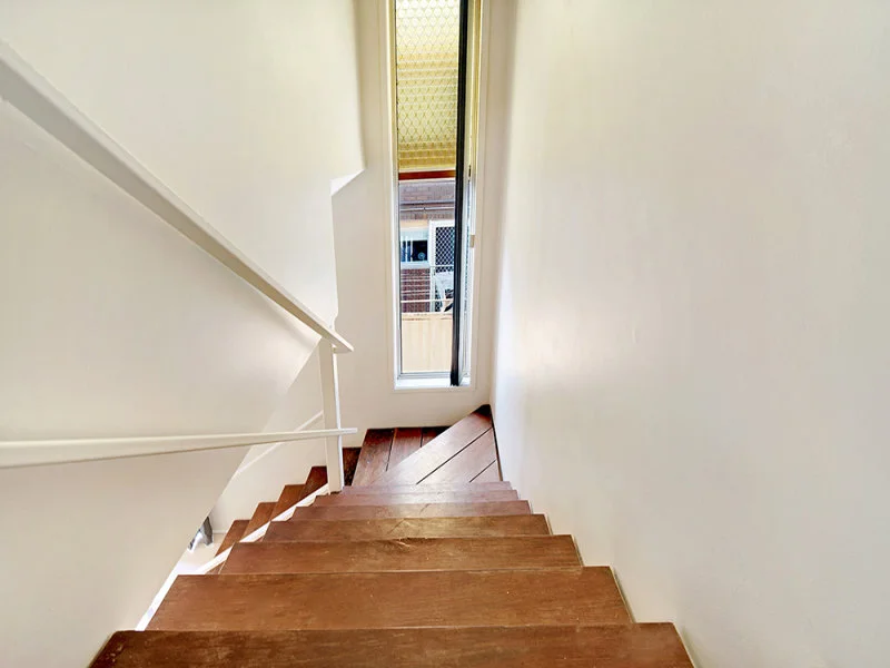 Additional image 2 of 2/18 Central Street, Labrador QLD 4215