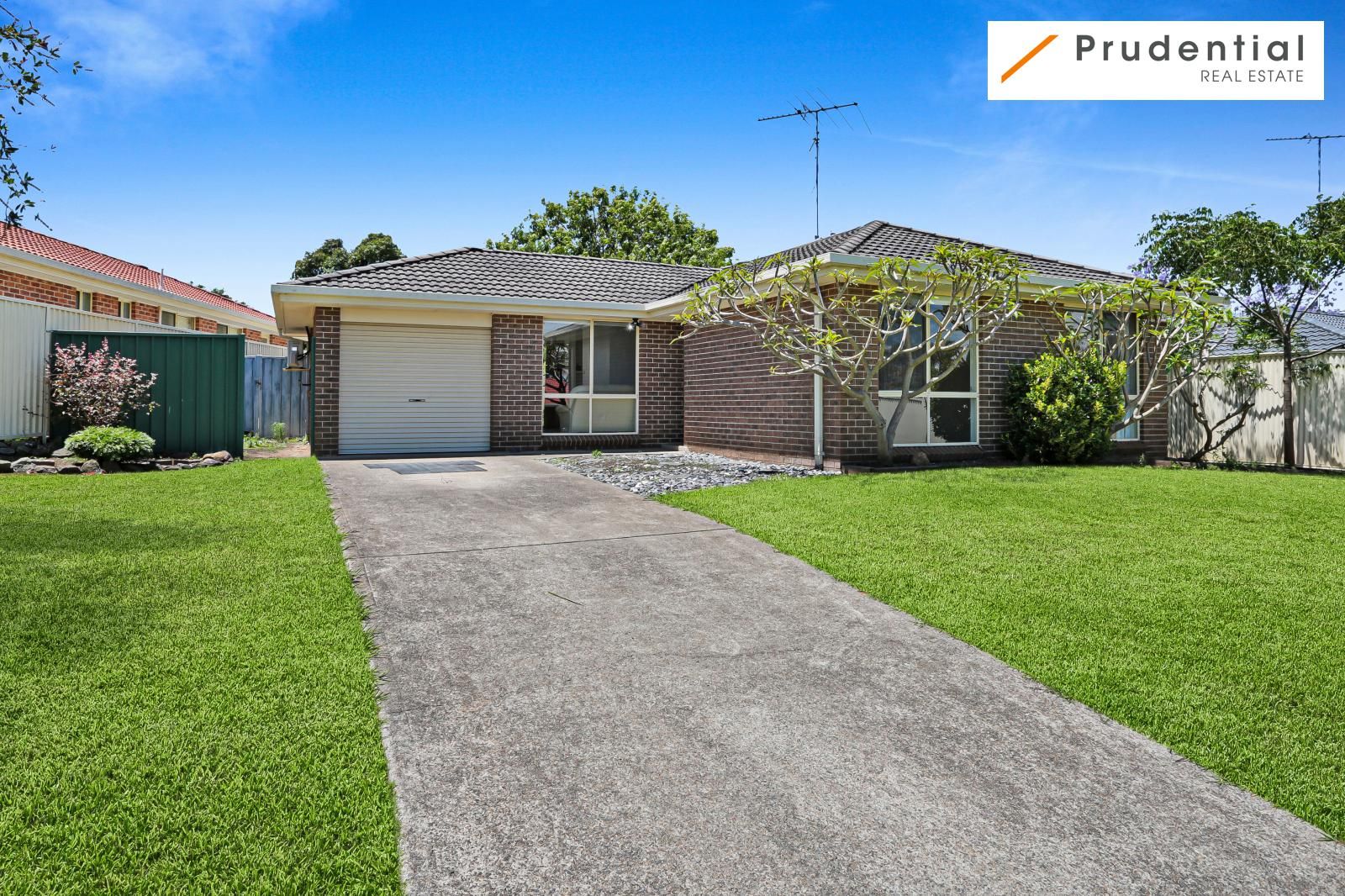 24 Crommelin Crescent, St Helens Park NSW 2560, Image 0