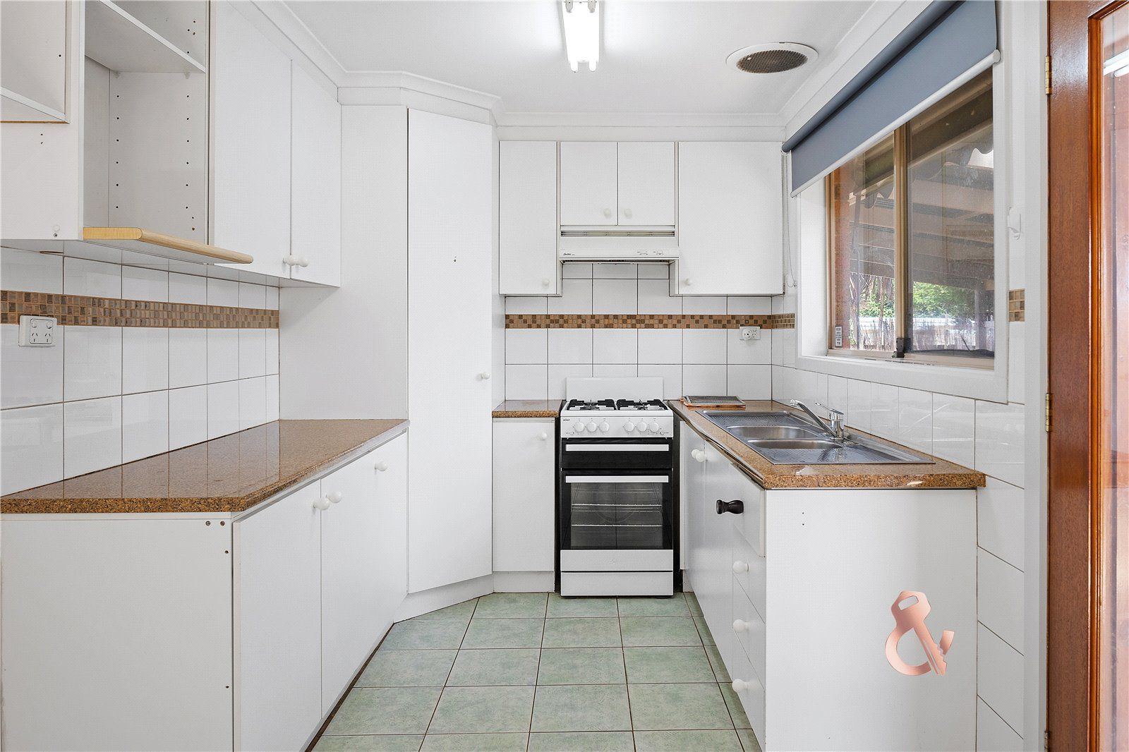 122 Garden Grove Drive, Mill Park VIC 3082 House For Rent 355 Domain