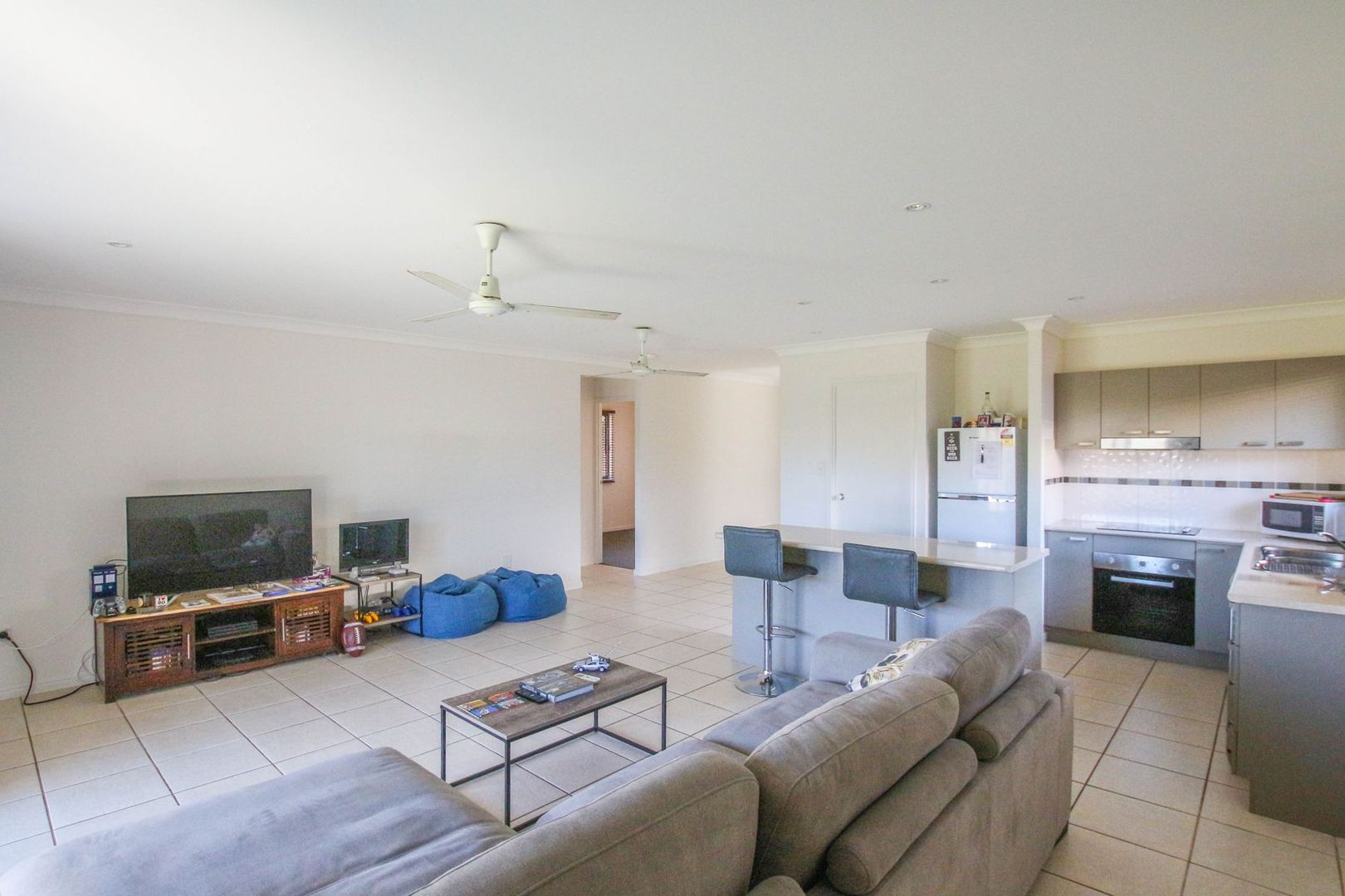 193 Timberlea Drive, Bentley Park QLD 4869, Image 2