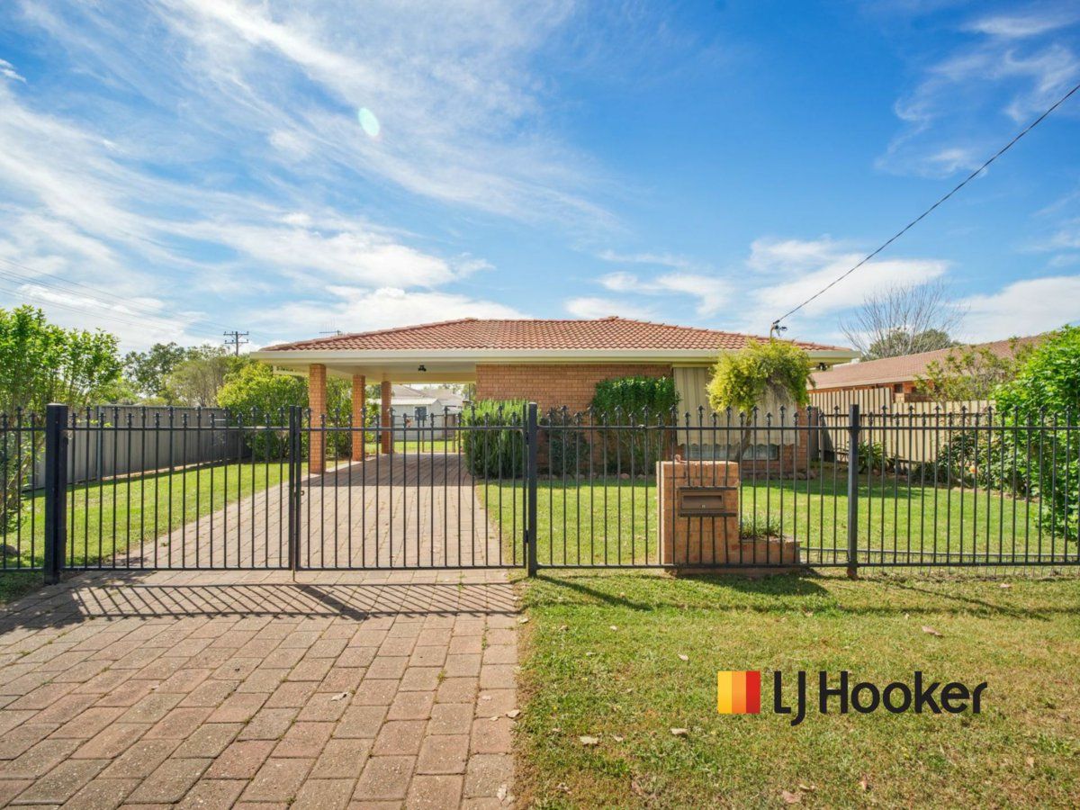 3 bedrooms House in 157 Algalah Street NARROMINE NSW, 2821