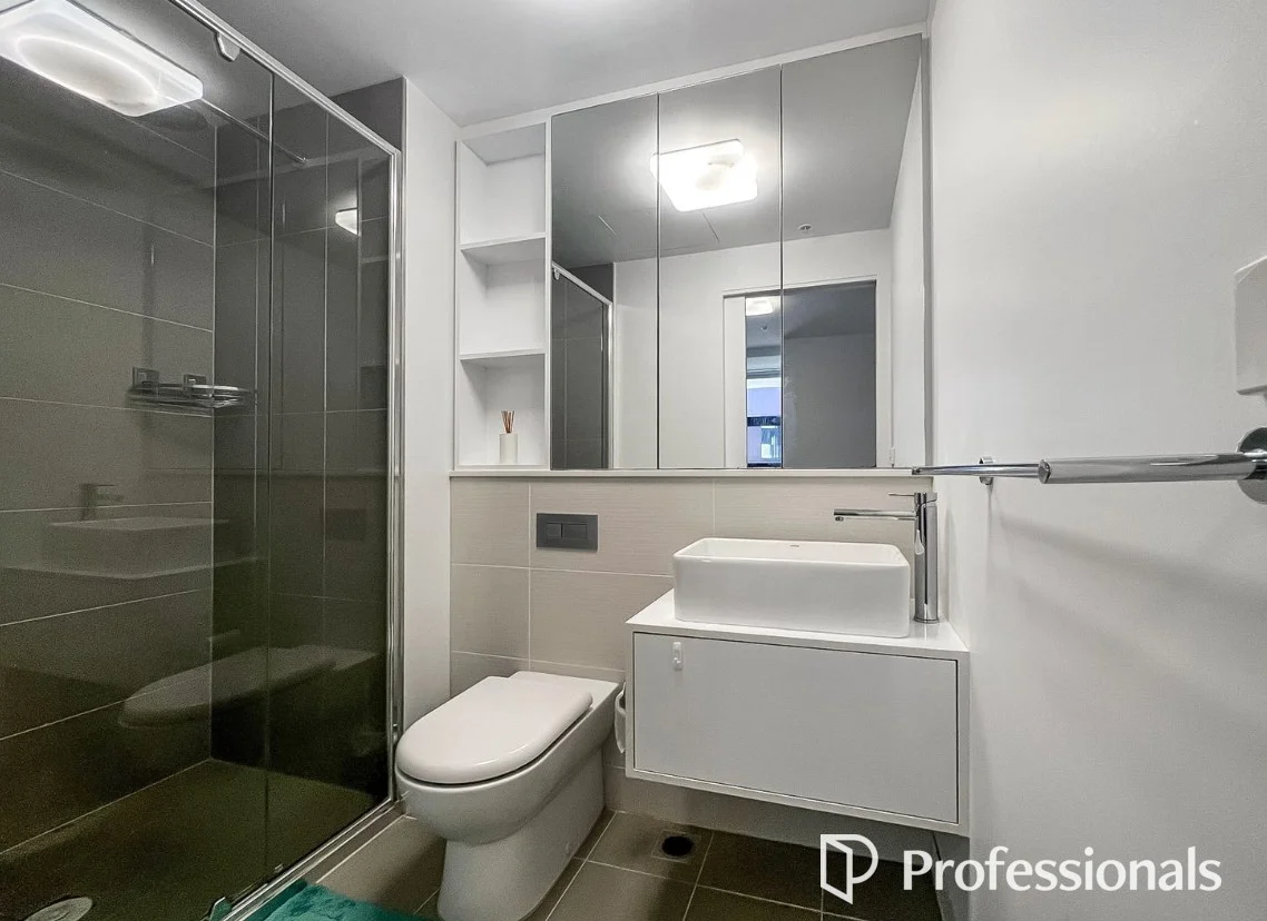 325/2 Golding Street, Hawthorn VIC 3122 - Apartment For Rent | Domain