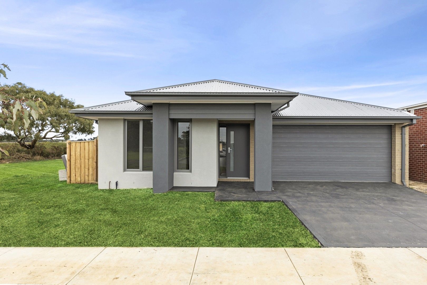 4 bedrooms House in 32 Robinson Street ARMSTRONG CREEK VIC, 3217