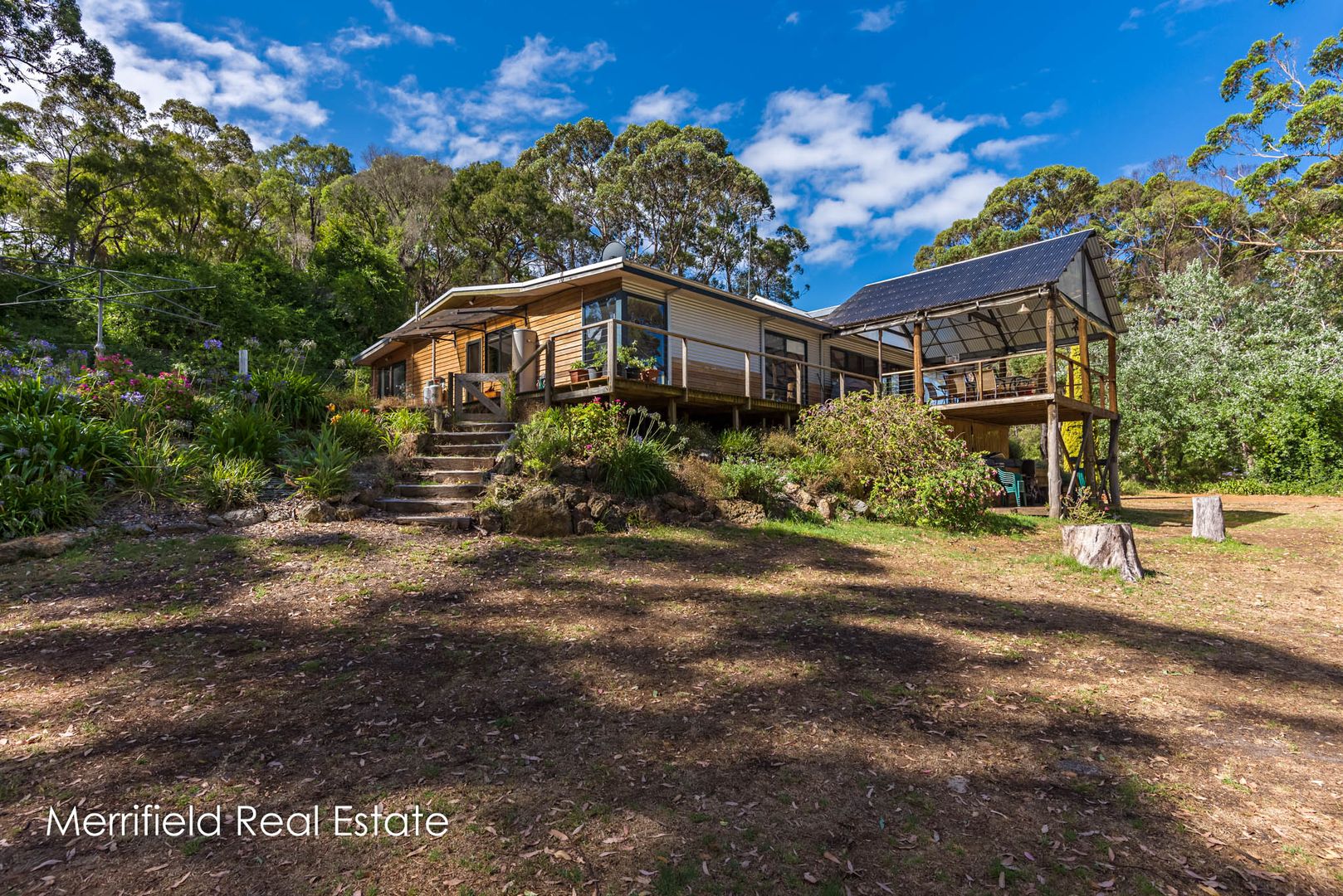 56 Opal Street, Little Grove WA 6330, Image 2