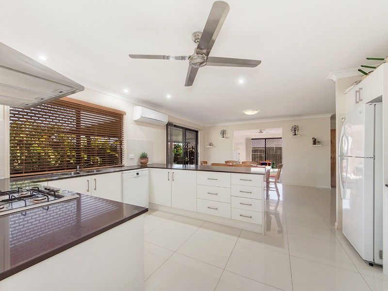 2 Bolingbroke Street East, Fernvale QLD 4306, Image 2