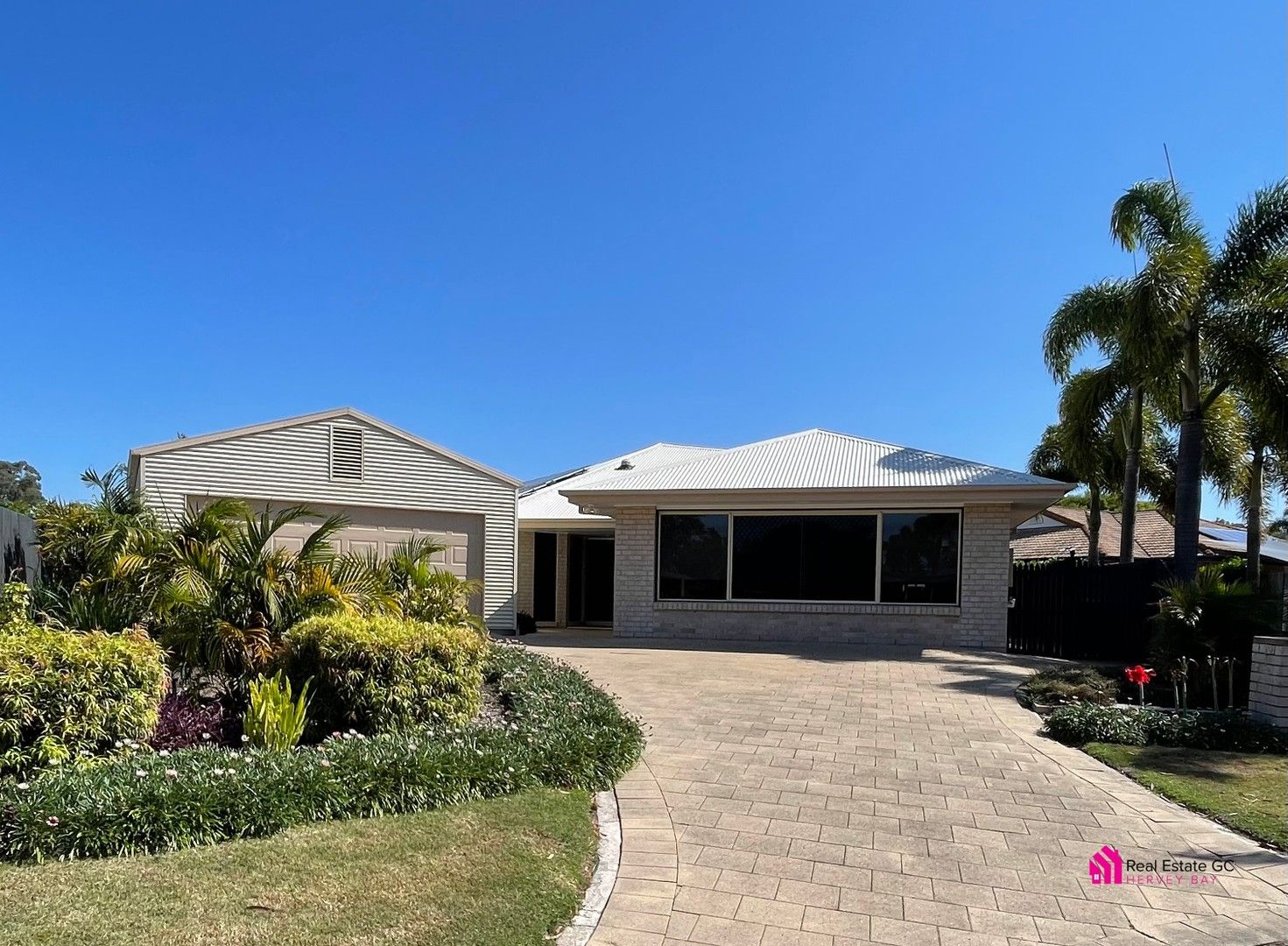 3 bedrooms House in 6 Florida Court TORQUAY QLD, 4655