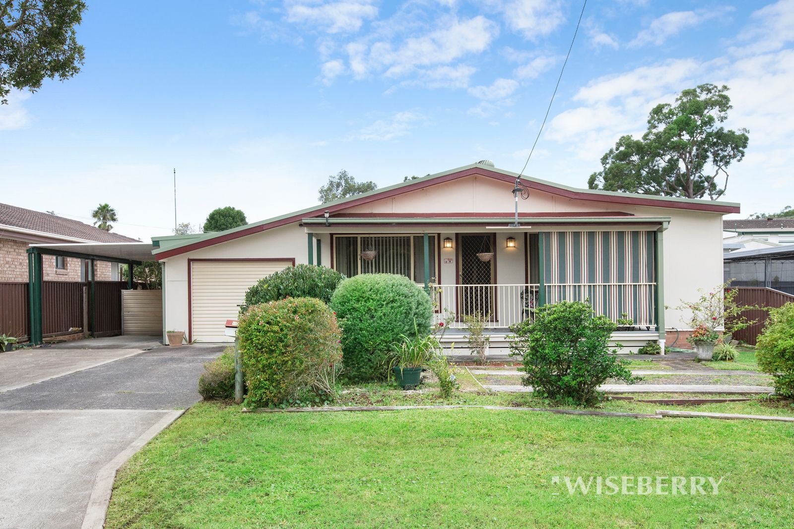 11 Wattle Street, Canton Beach NSW 2263, Image 0