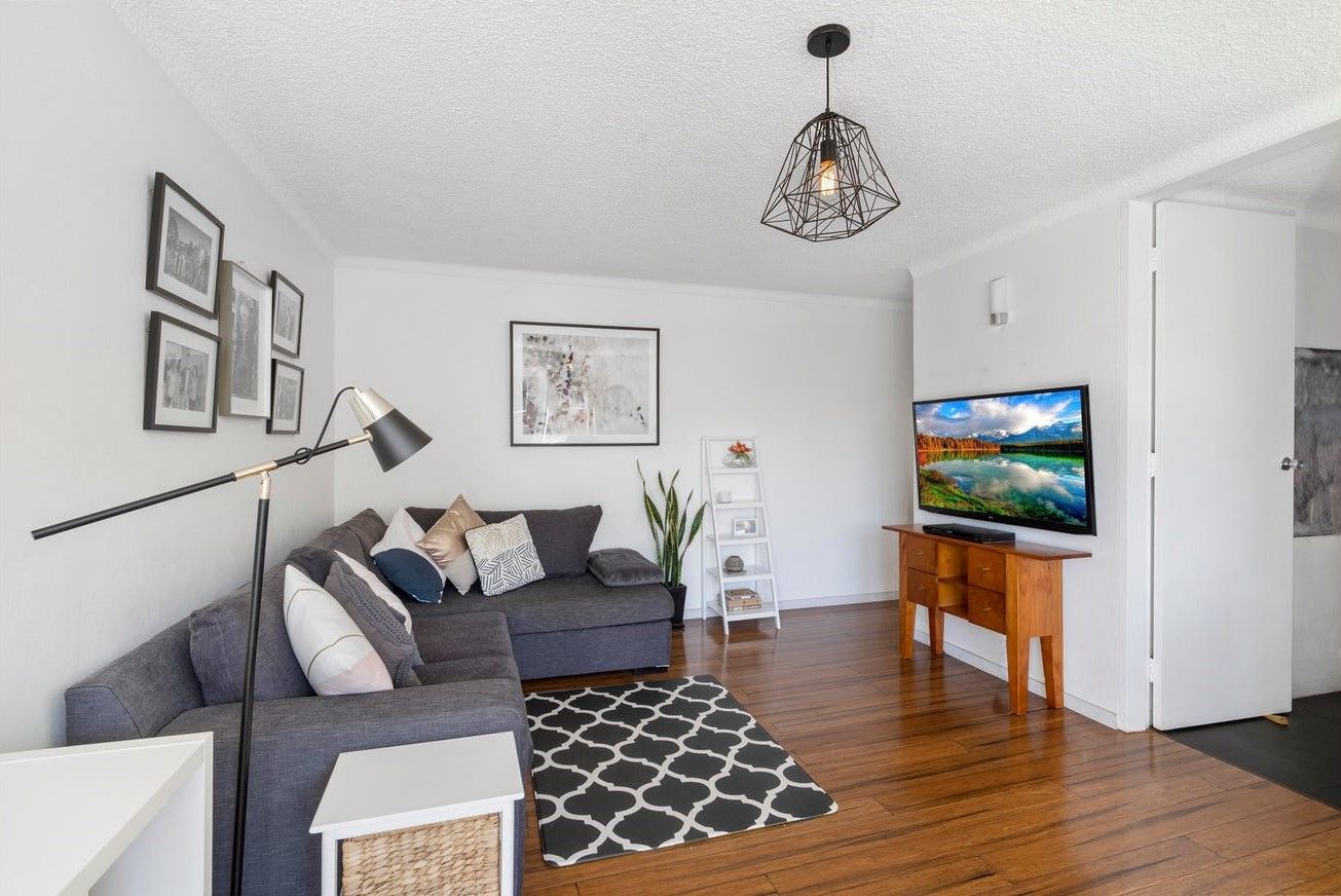 2 bedrooms Apartment / Unit / Flat in 11/11 Fairway Close MANLY VALE NSW, 2093