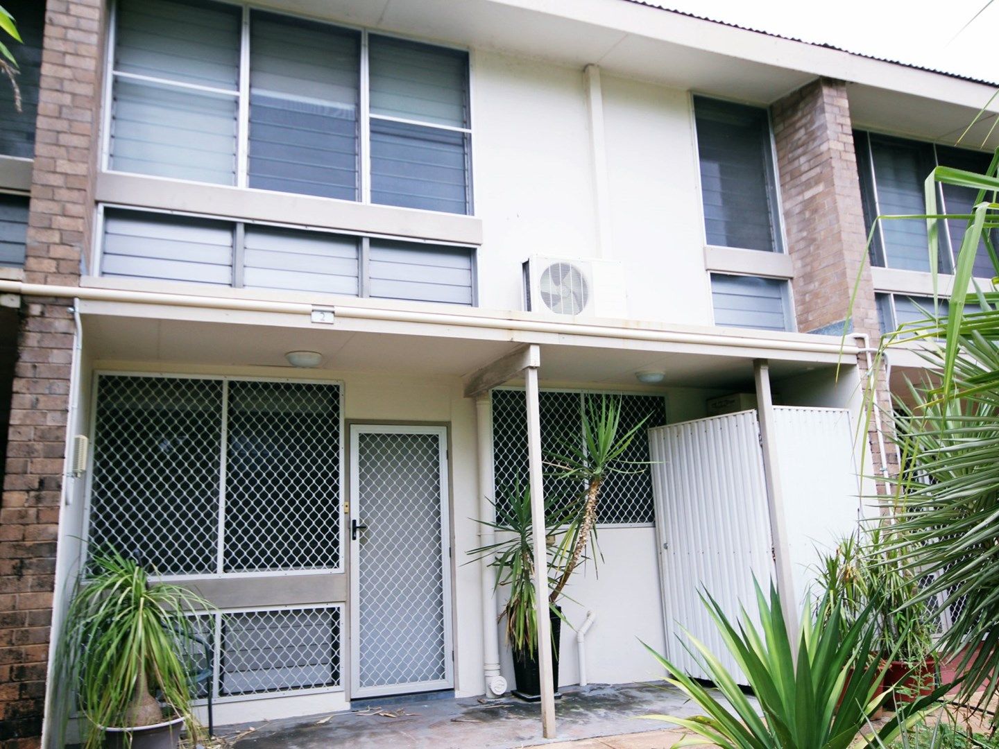 1 bedrooms Townhouse in 2/25 Bernhard Street KATHERINE NT, 0850