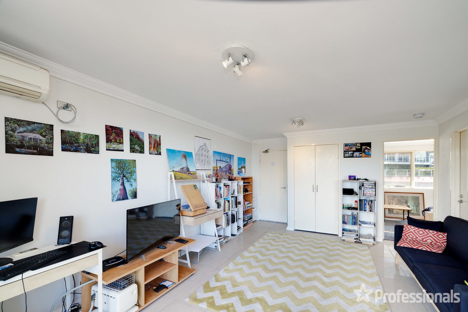 25/92 John Whiteway Drive, Gosford NSW 2250, Image 0