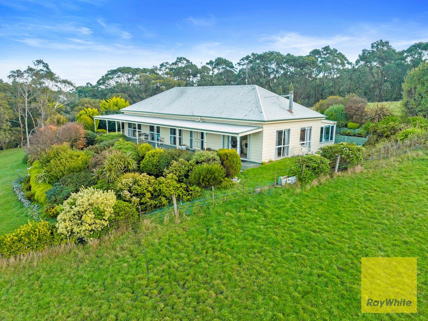 325 Savages Rd, Fish Creek VIC 3959 Domain