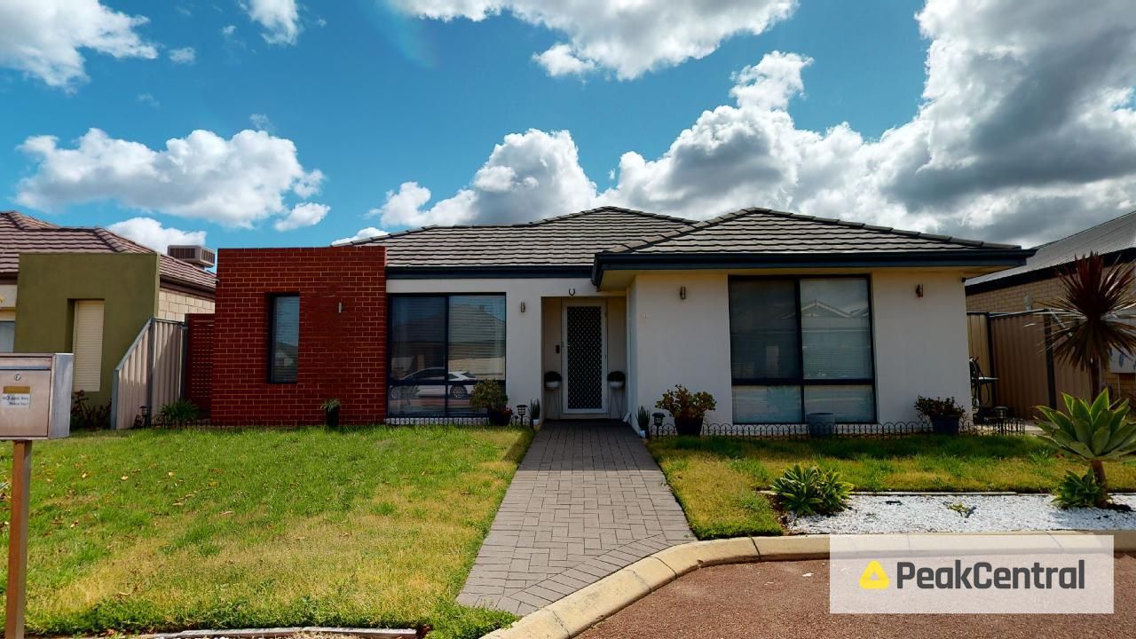 3 bedrooms House in 16 Teocote Crescent AUBIN GROVE WA, 6164