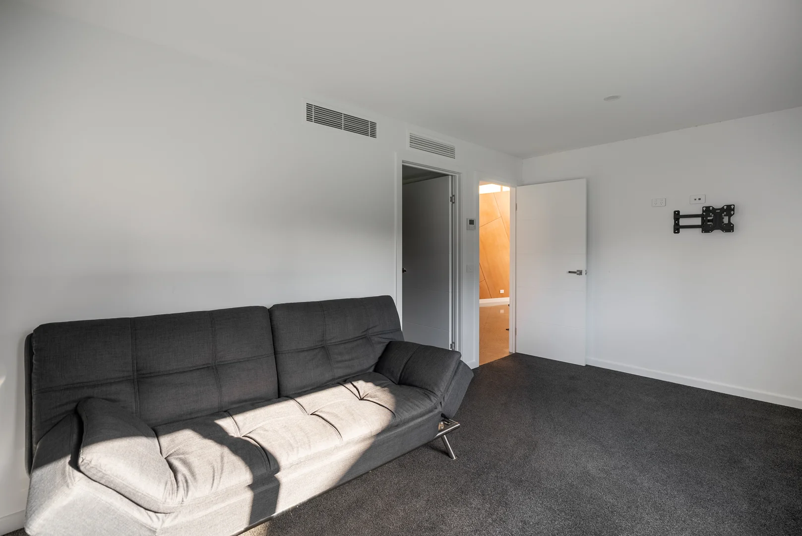 Additional image 21 of 4 Parker Street, Devonport TAS 7310