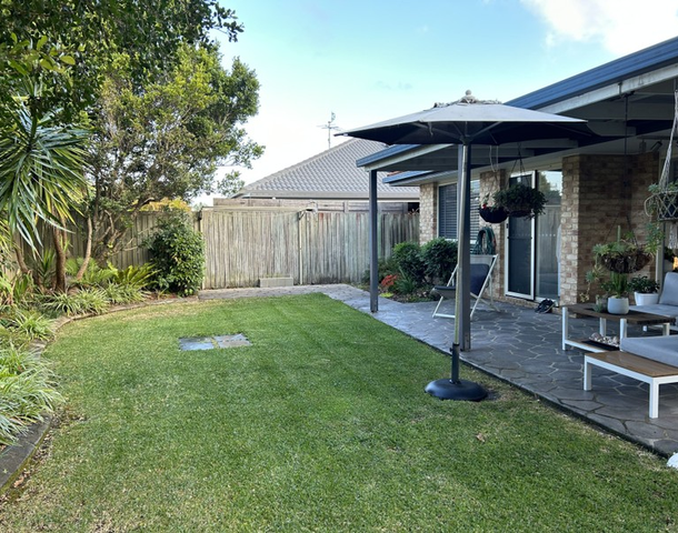 37 Mimosa Crescent, Currimundi QLD 4551