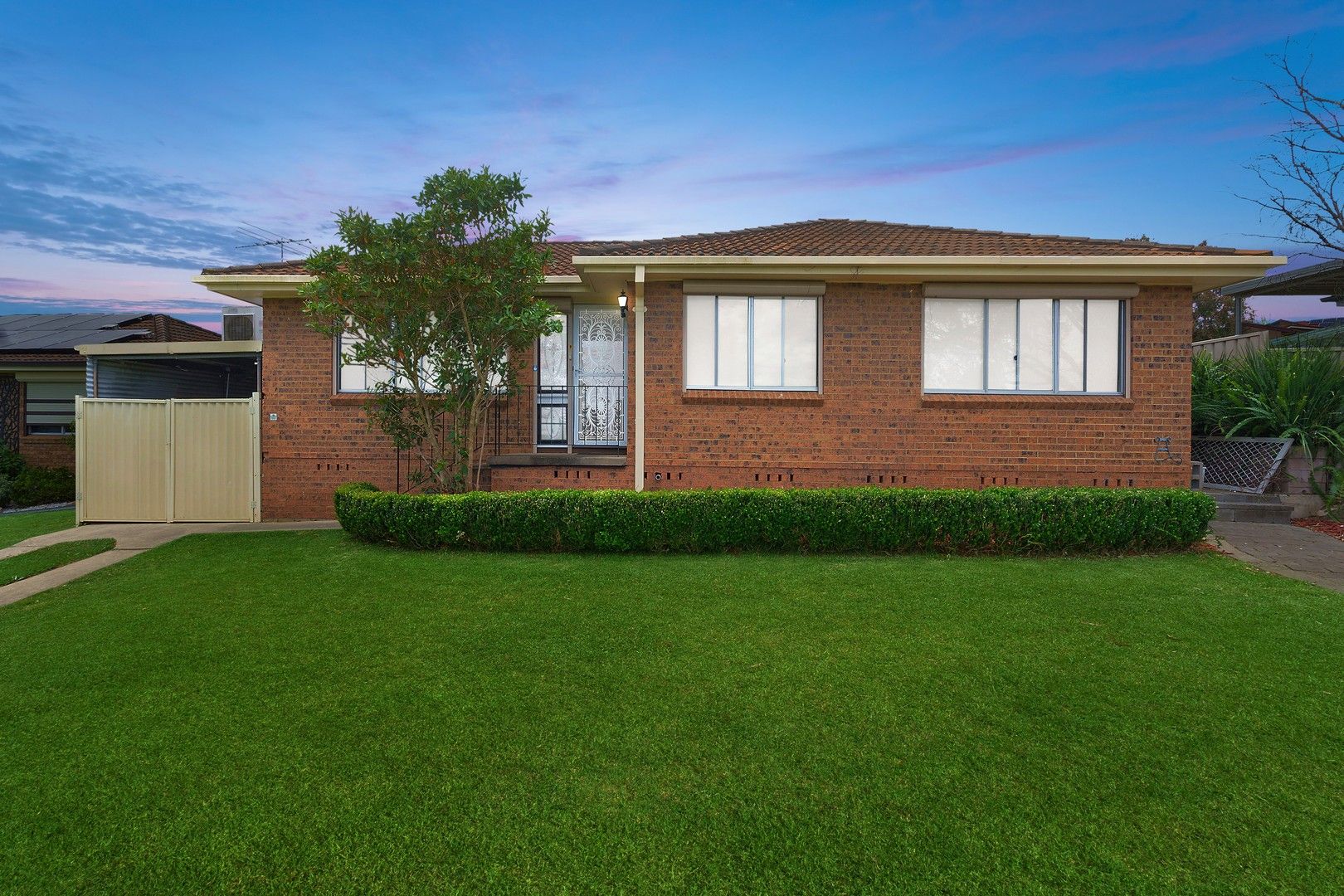 9 Spumante Close, Eschol Park NSW 2558, Image 0