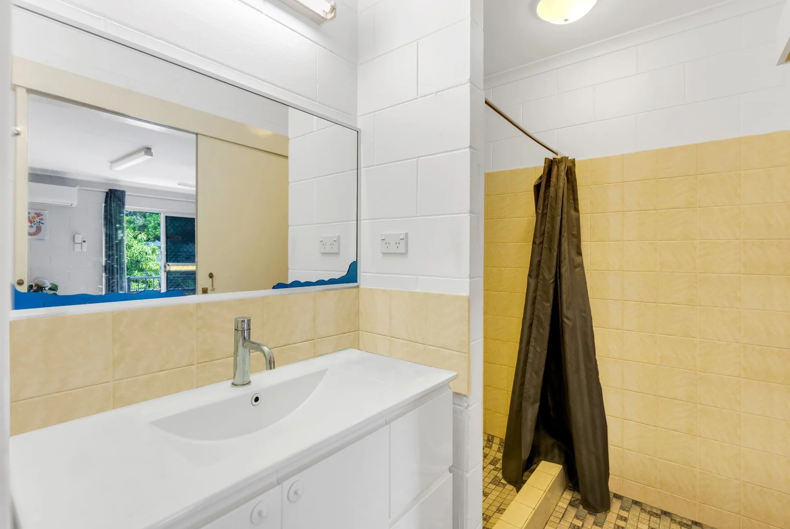 Additional image 11 of 6/392 Severin Street, Parramatta Park QLD 4870