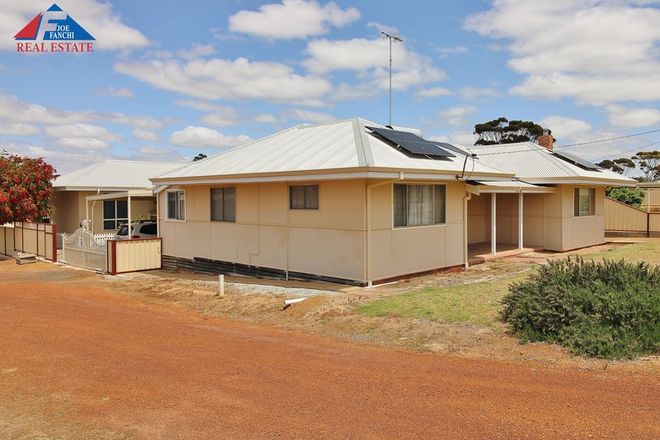 Picture of 41 McIntyre St, DUMBLEYUNG WA 6350