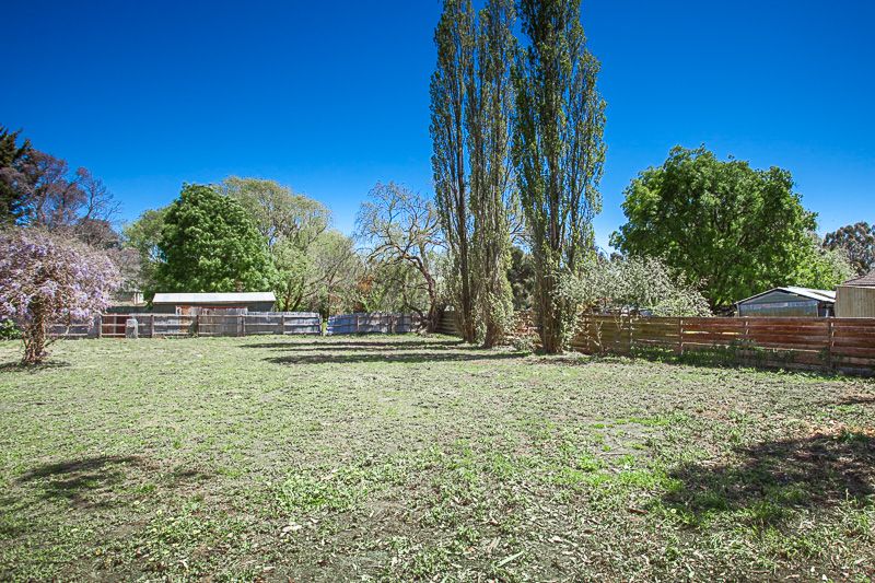 2, 36 Dundas St, Lancefield VIC 3435, Image 1