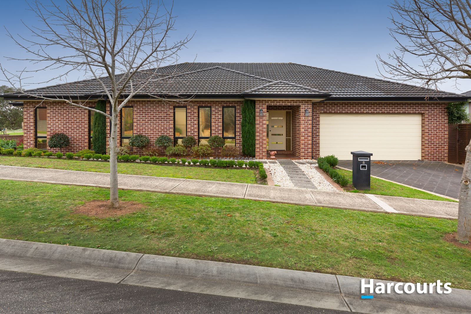 8 Lakewood Place, Berwick VIC 3806, Image 0