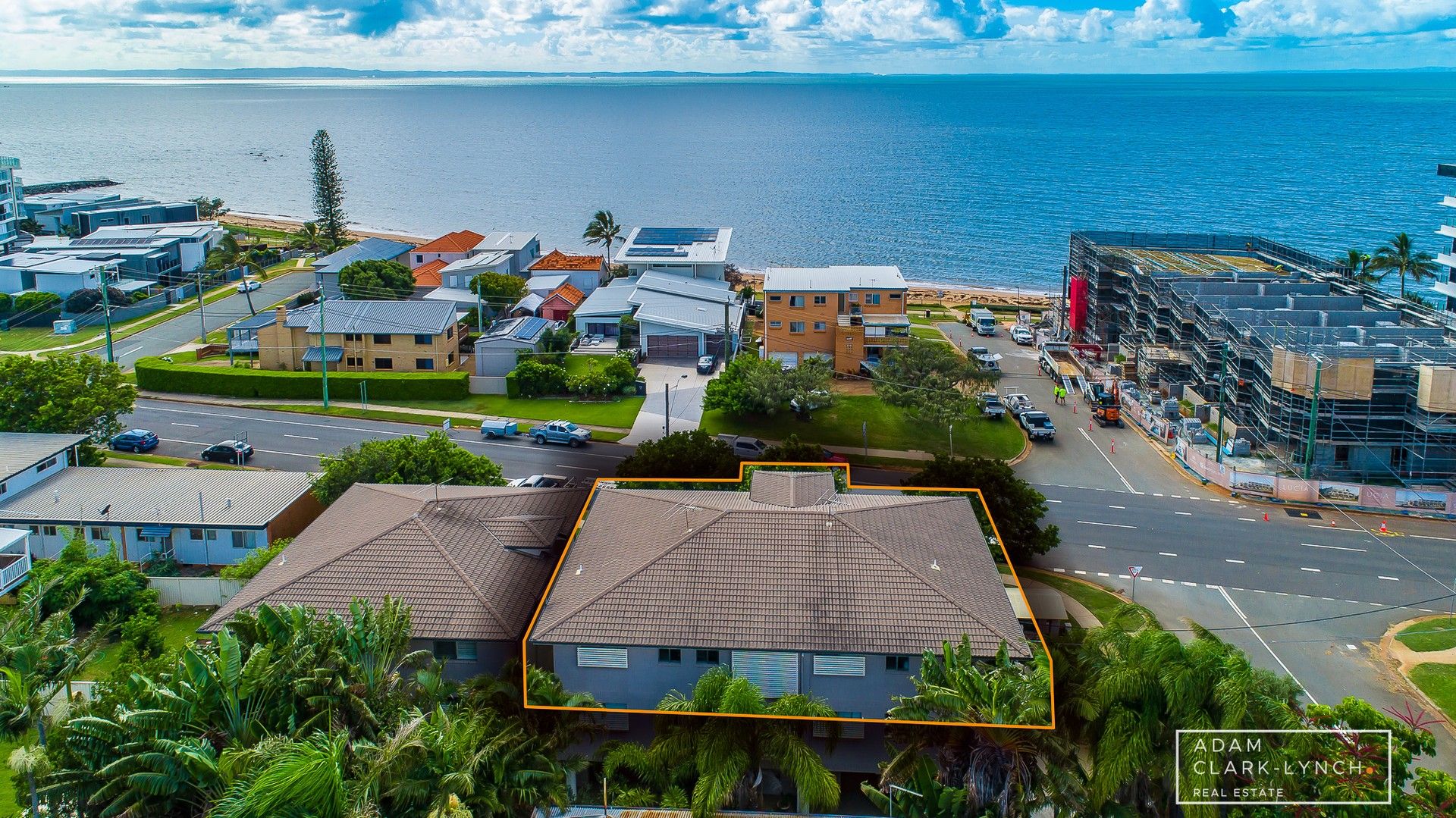 4 bedrooms Apartment / Unit / Flat in 3/2 Queen Street SCARBOROUGH QLD, 4020