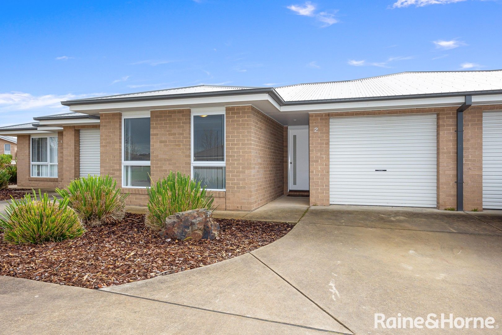 2/6-14 Mirrul Street, Glenfield Park NSW 2650, Image 0