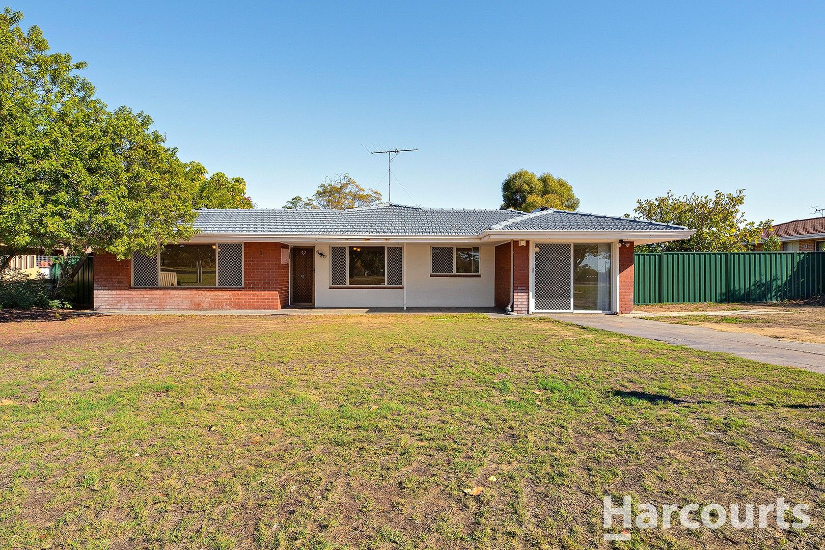 3 bedrooms House in 5 Blakeley Street MANDURAH WA, 6210
