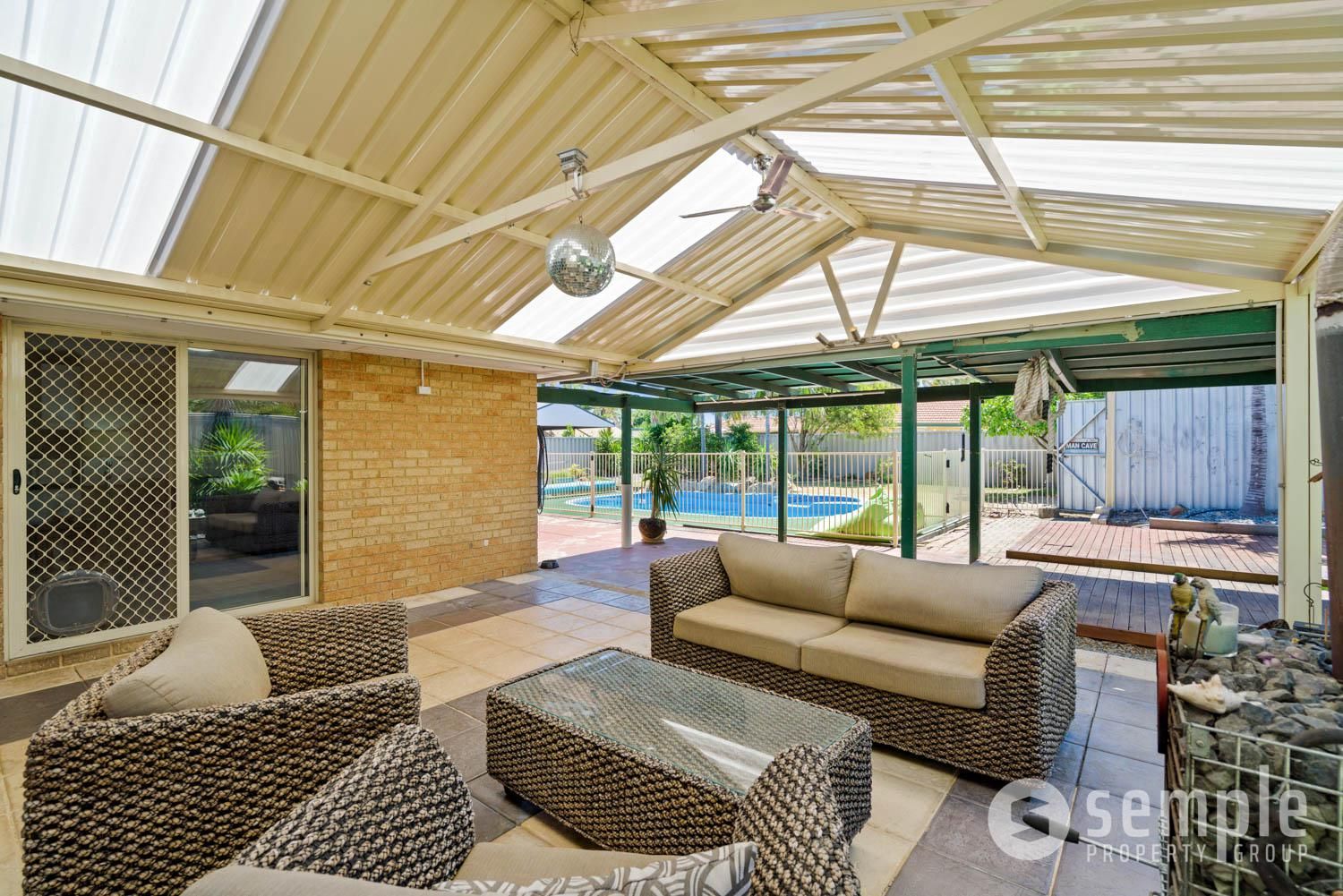 45 Coronata Drive, Warnbro WA 6169, Image 2