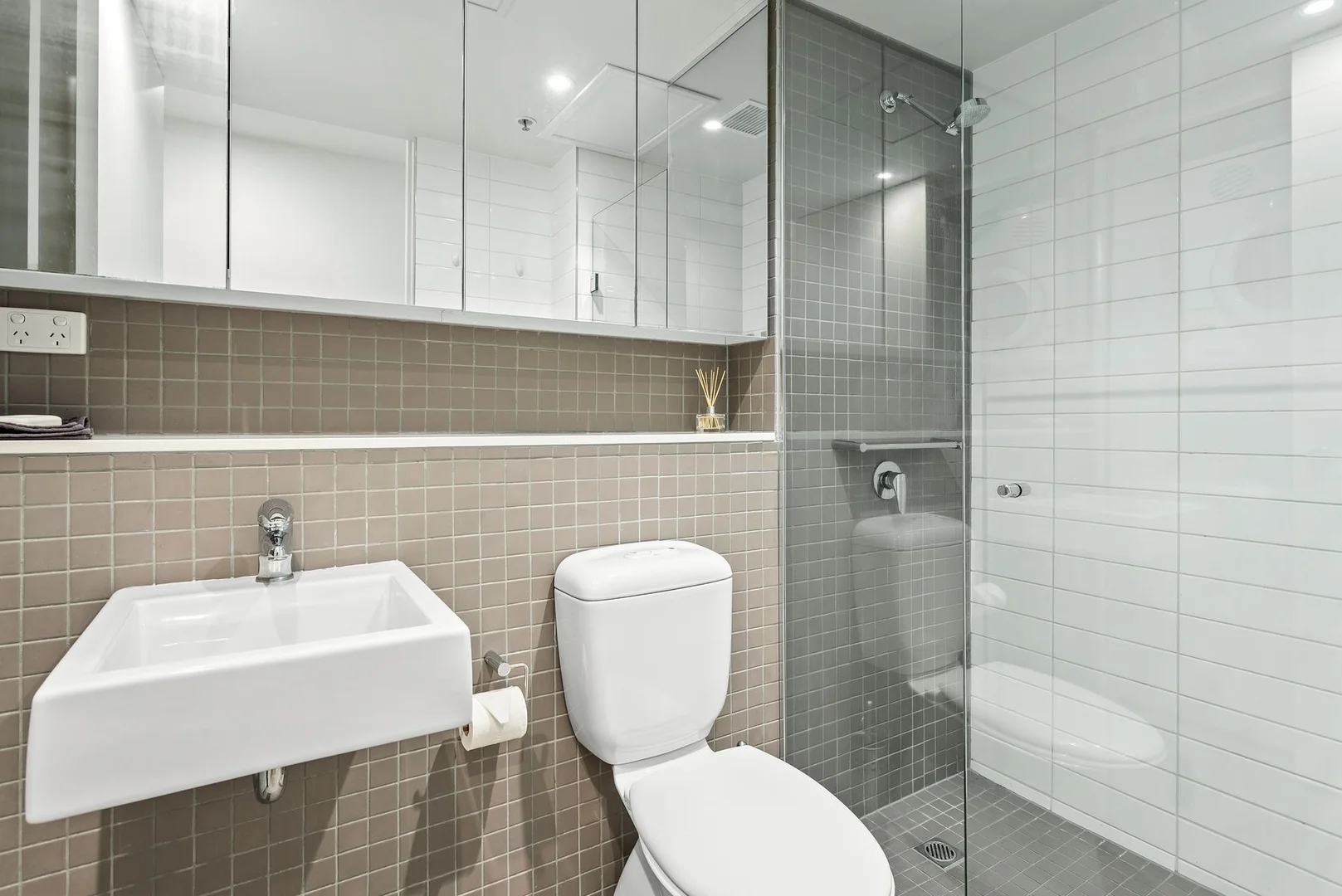 Additional image 8 of 1509/8 McCrae Street, Docklands VIC 3008