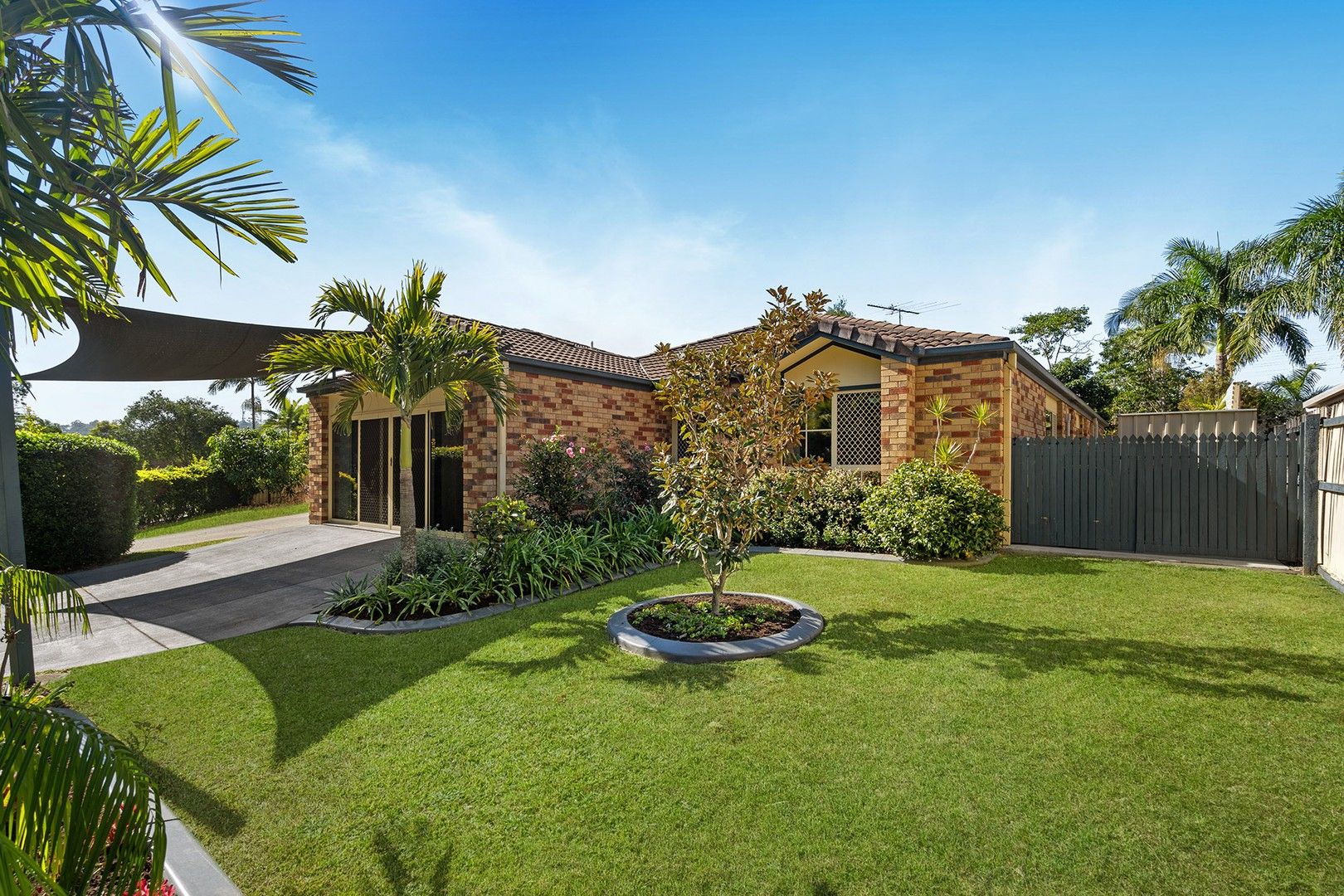 13 Coventry Circuit, Carindale QLD 4152, Image 0