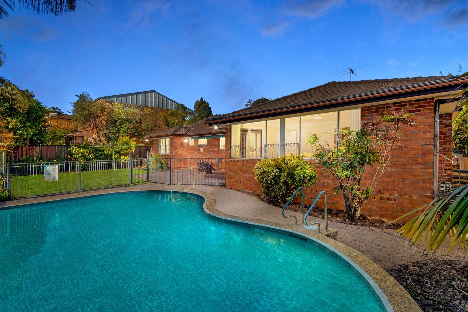 2 Chatham Close, Belrose NSW 2085, Image 0