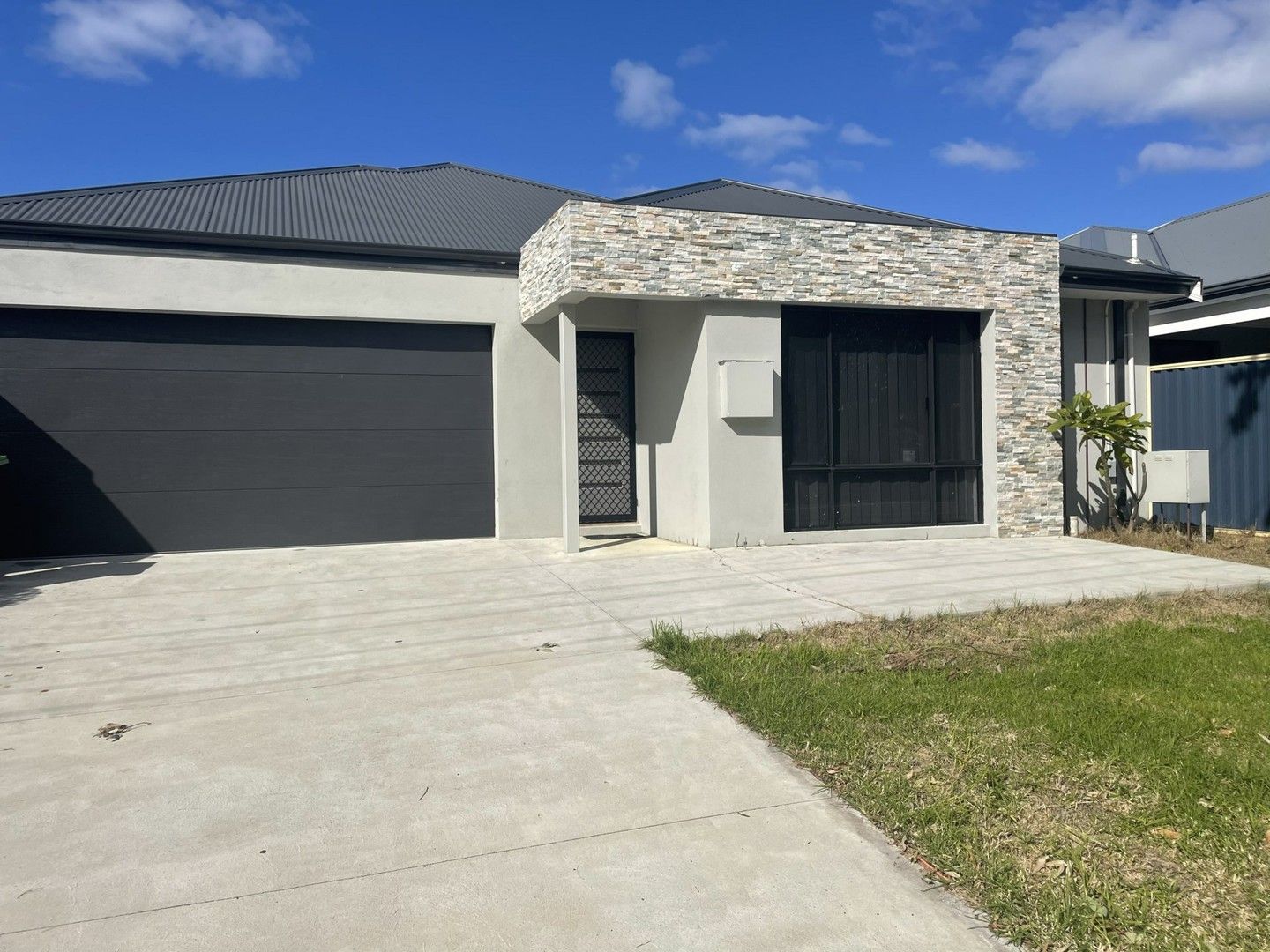 3 bedrooms House in 218A Streich Avenue ARMADALE WA, 6112