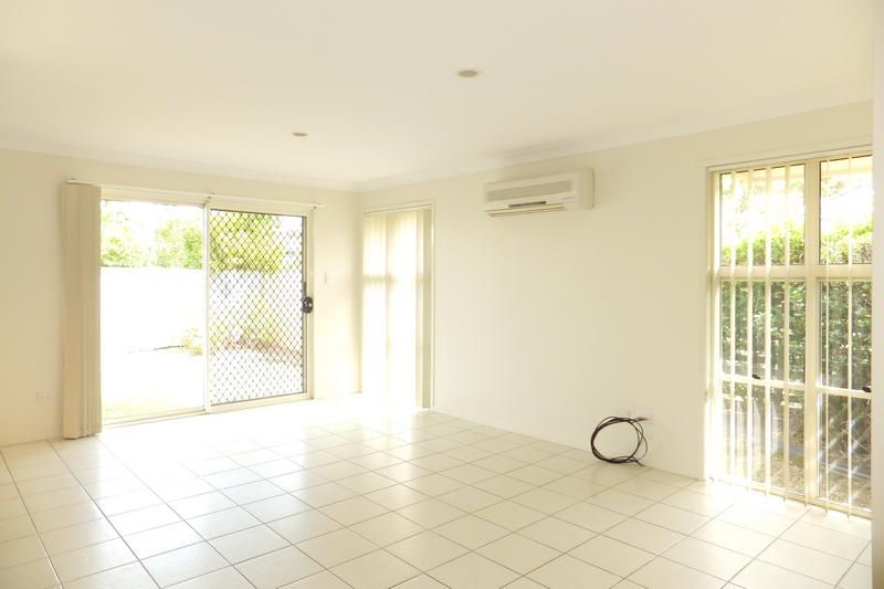 1/ 29 Sandhurst Cr, Upper Coomera QLD 4209, Image 2