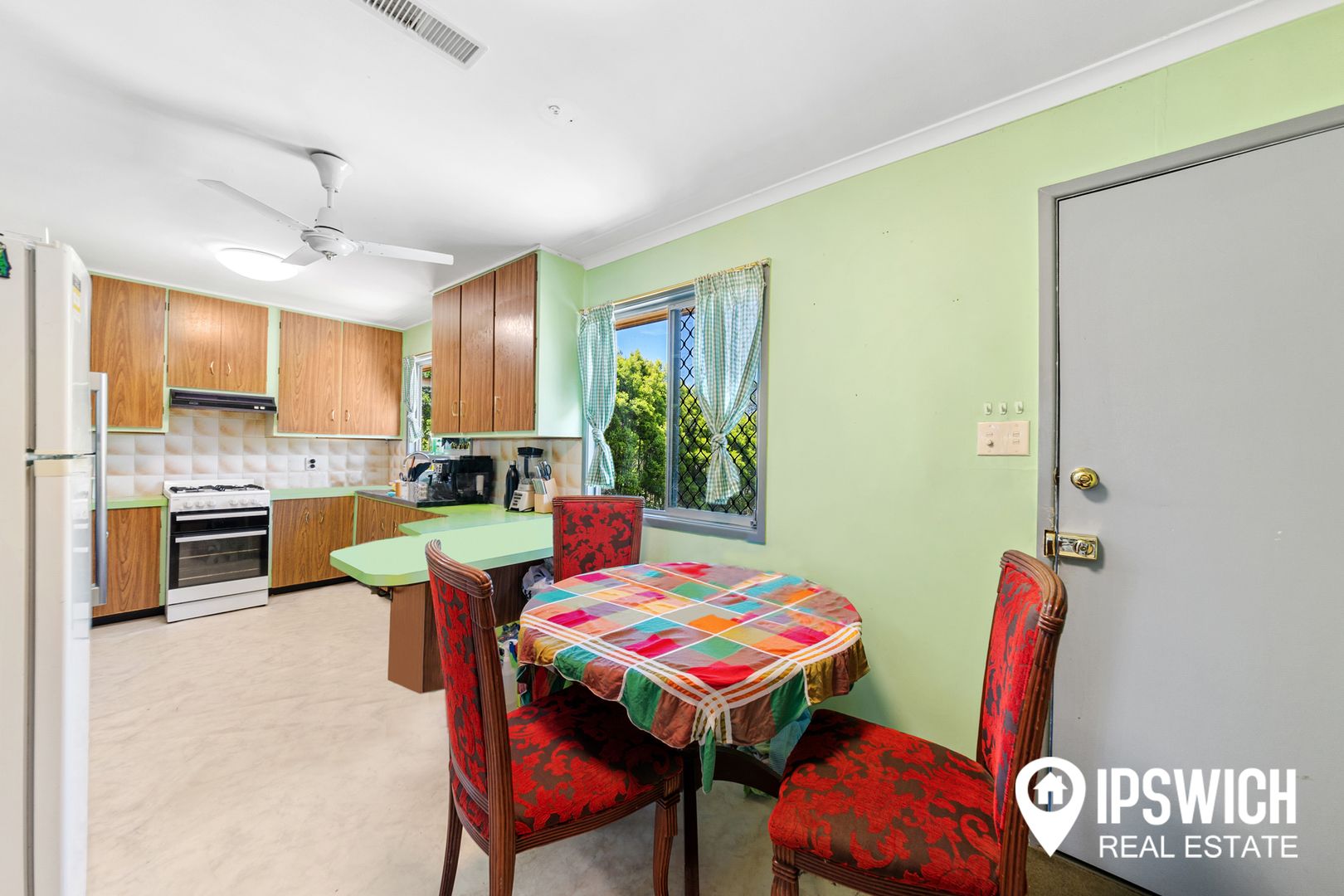 11 Elms Street, Bundamba QLD 4304, Image 2