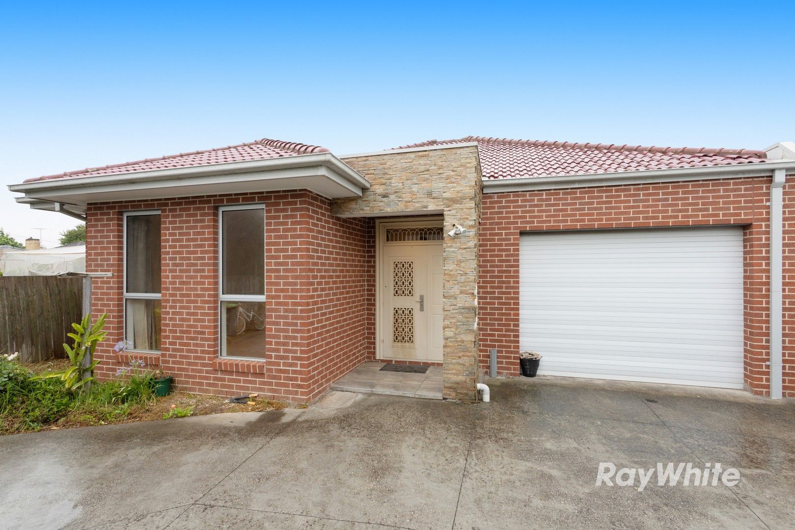 3 bedrooms Apartment / Unit / Flat in 2/38 Mcmillan Street CLAYTON SOUTH VIC, 3169