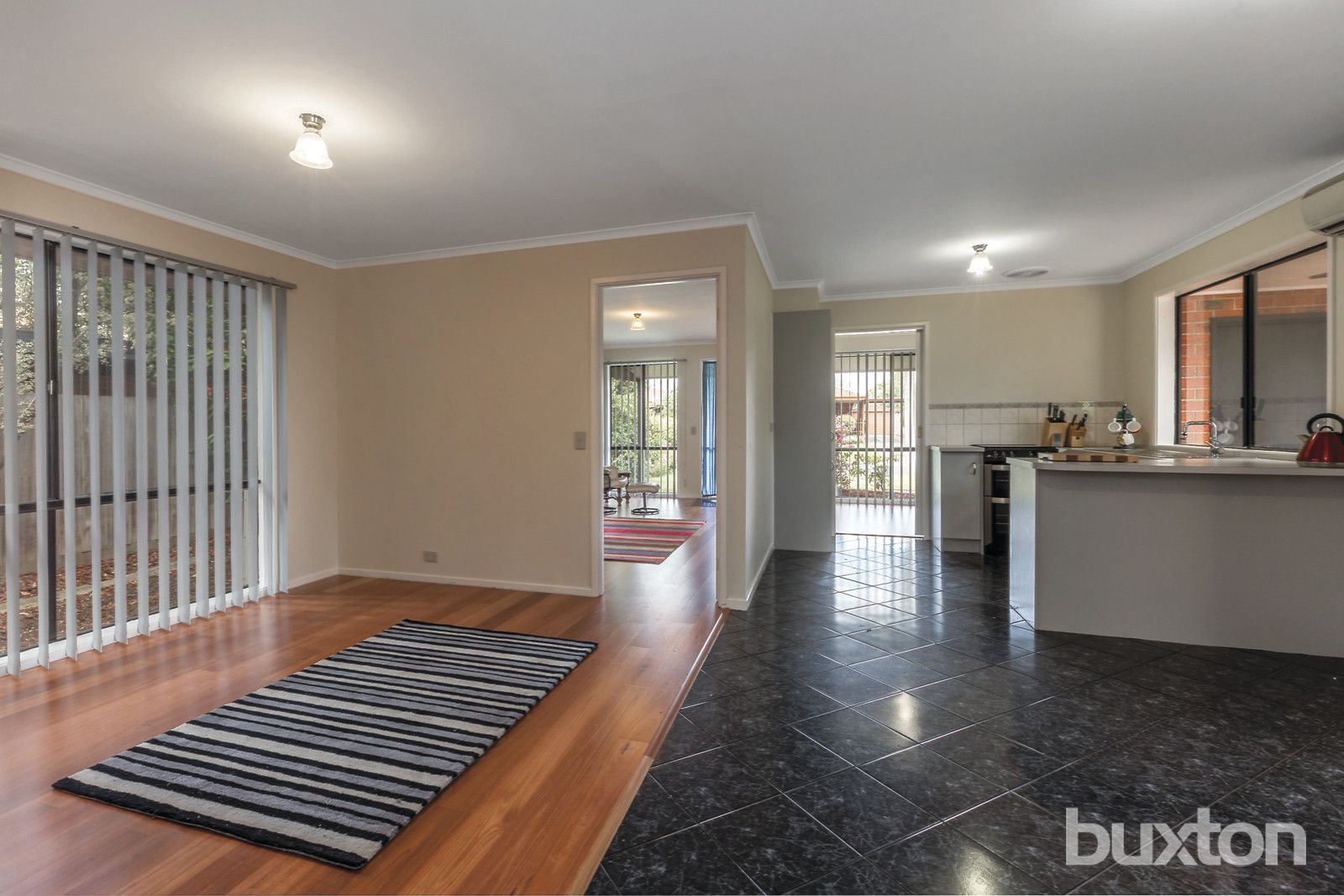 87 Marie Crescent, Wendouree VIC 3355, Image 2