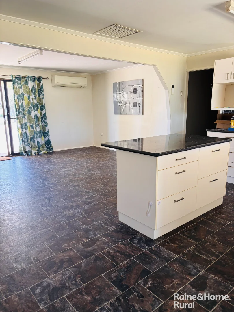 Additional image 3 of 60 Mcphie Street, Roma QLD 4455