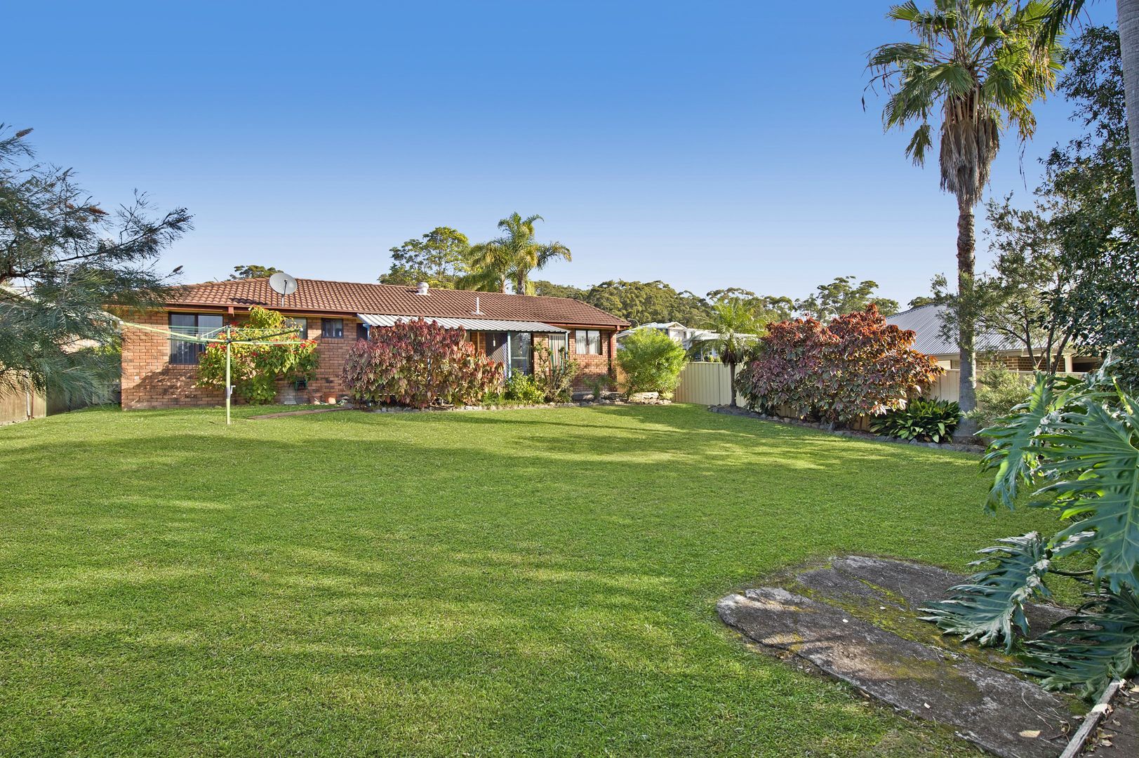 48 John Phillip Drive, Bonny Hills NSW 2445, Image 2