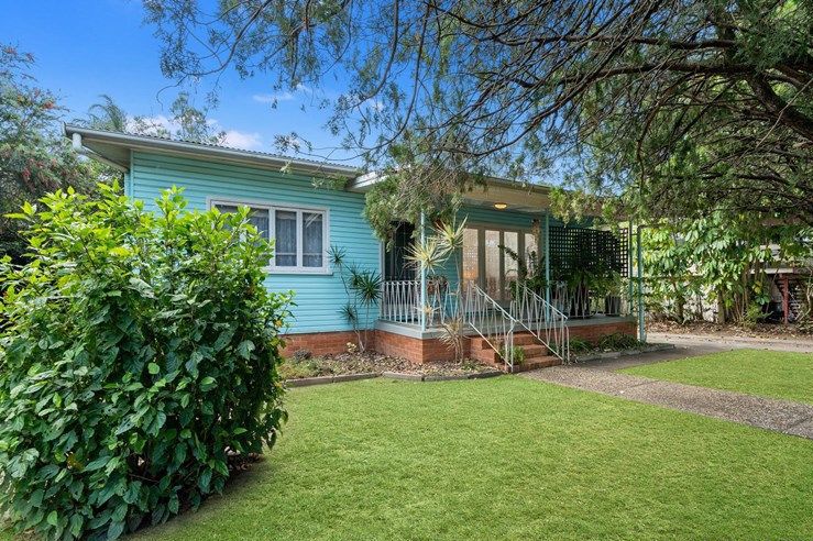 3 bedrooms House in 17 Caboolture River Road MORAYFIELD QLD, 4506