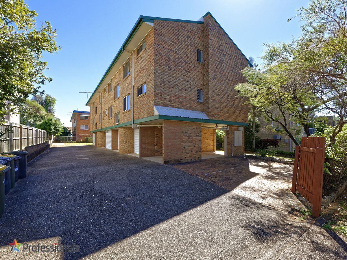 2 bedrooms Block of Units in 3/34 Vine St CLAYFIELD QLD, 4011