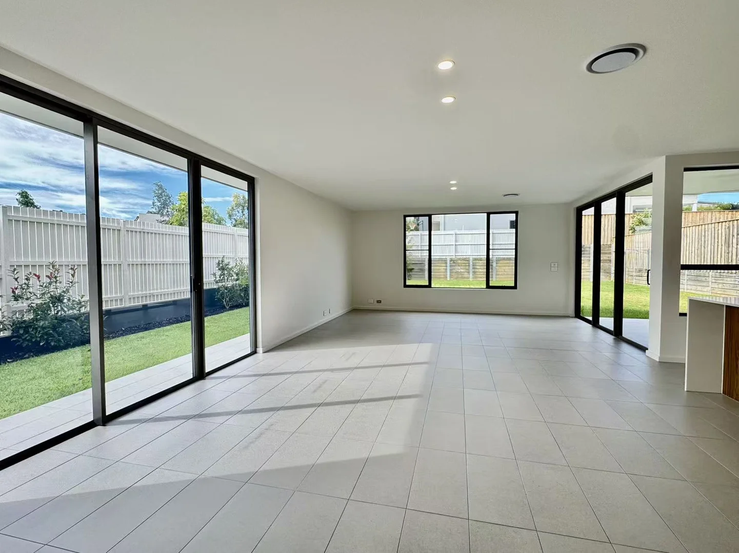 Additional image 2 of 16 Kersbrook Terrace, Gledswood Hills NSW 2557