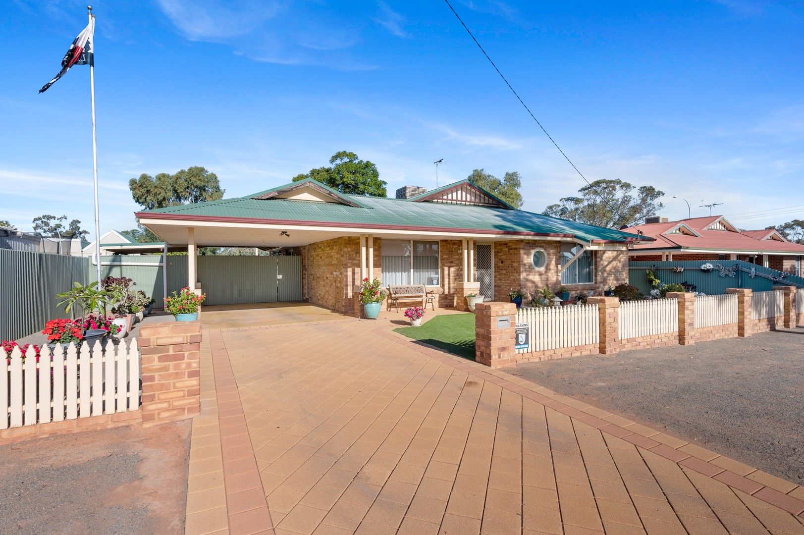 3 bedrooms House in 39 Harvey Street SOUTH KALGOORLIE WA, 6430