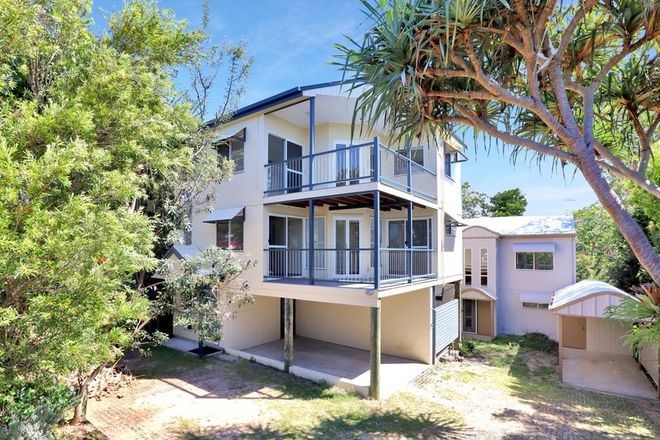 Picture of 10a Yarrong Road, POINT LOOKOUT QLD 4183