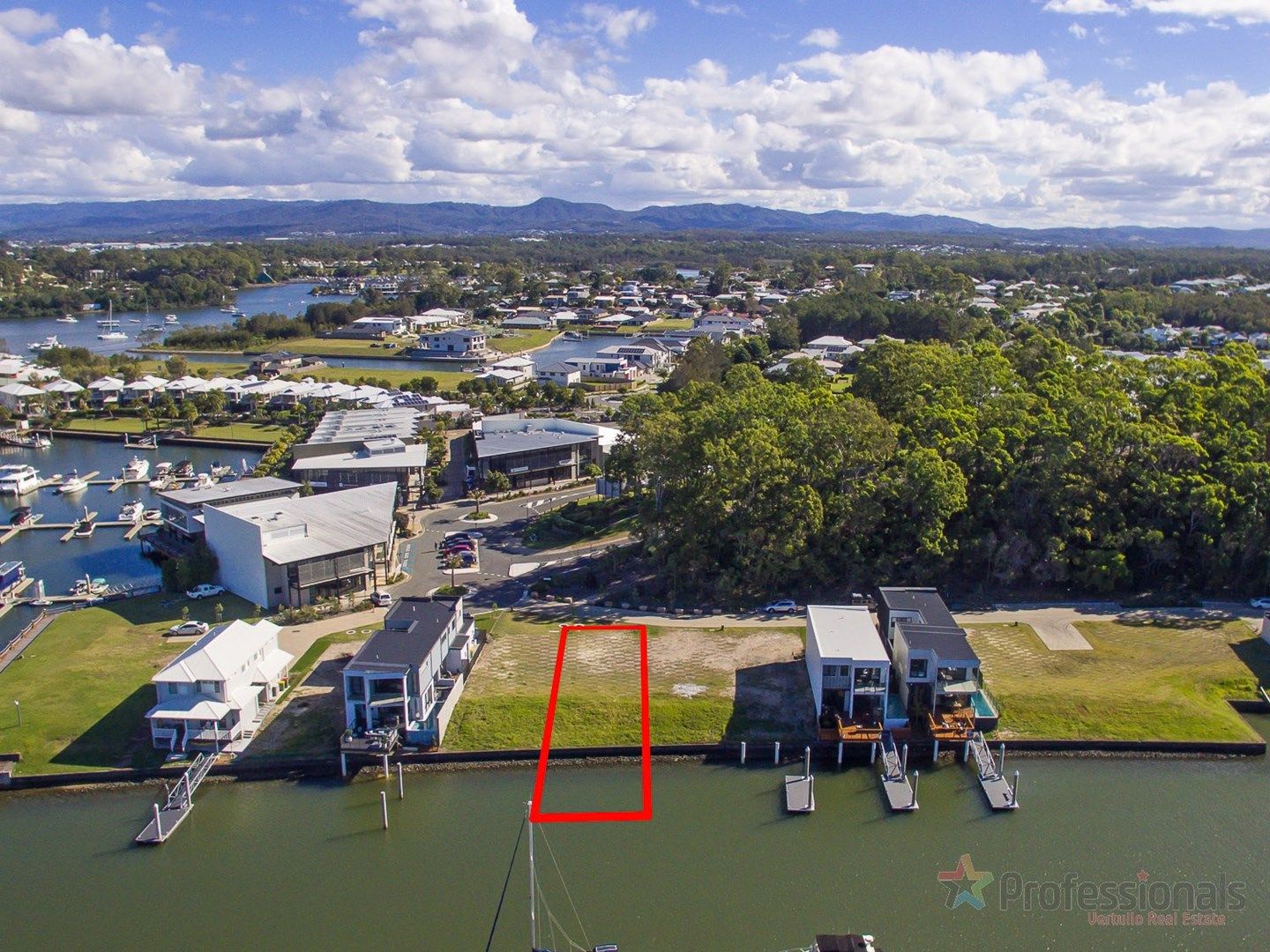 28 Sovereign Lane, Coomera Waters QLD 4209, Image 0