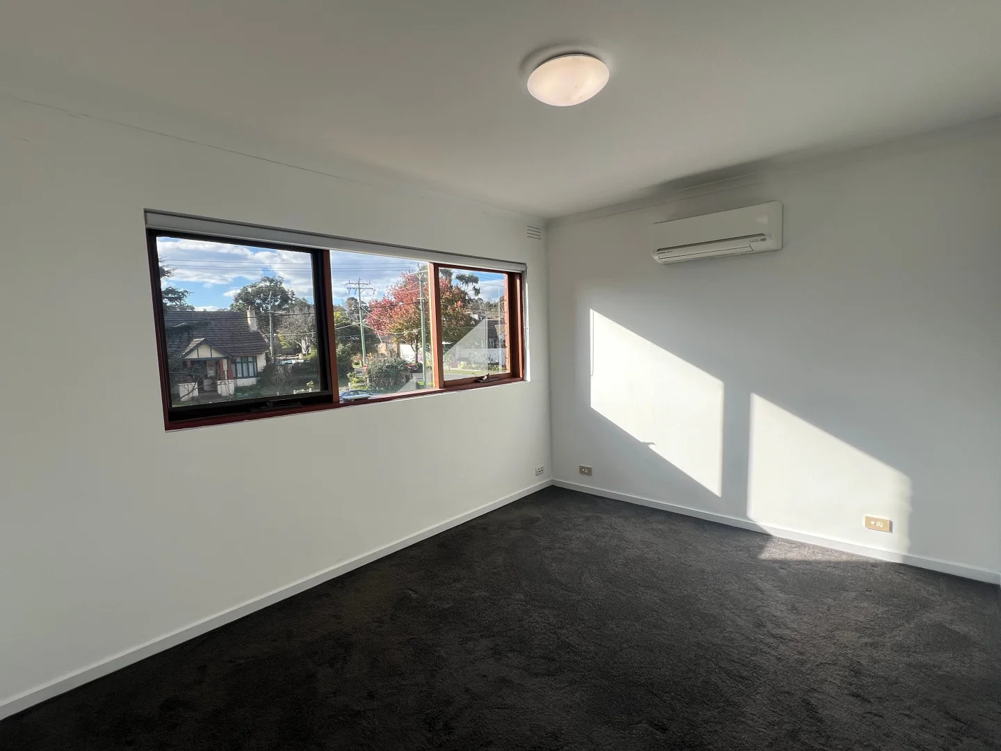 Additional image 7 of 2/23 Station Road, Rosanna VIC 3084