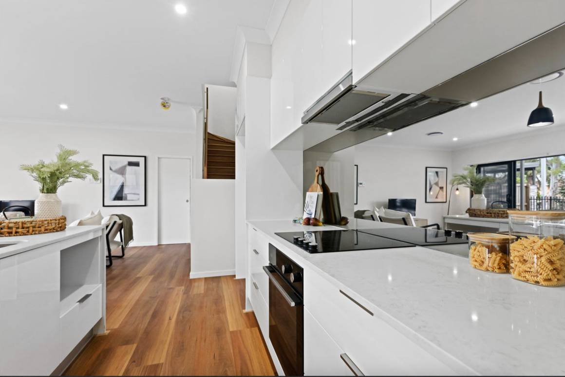 11/3-7 Bartlett Street Morningside 4170 - Image 3