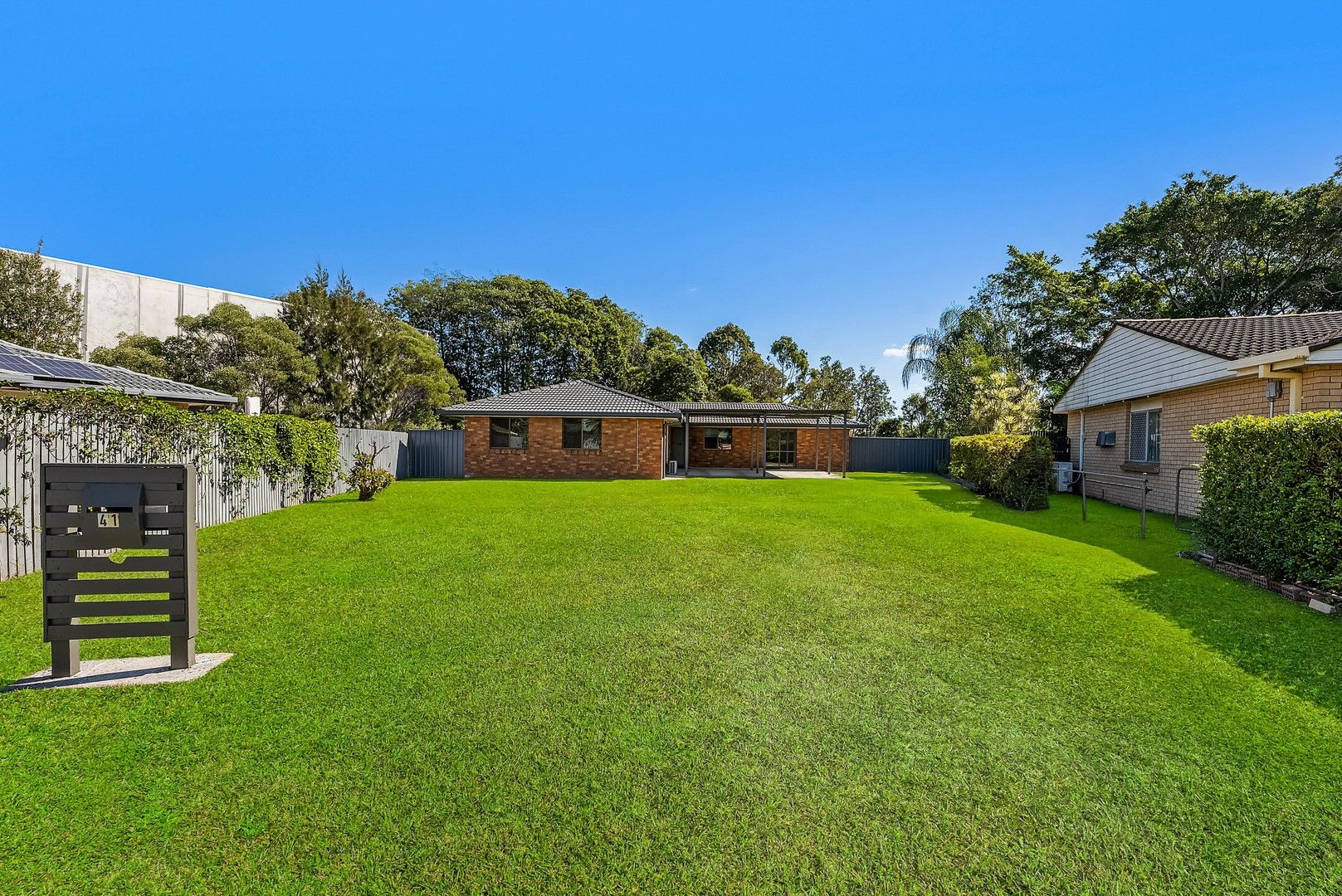 4 bedrooms House in 41 Alkeeba Street BANYO QLD, 4014